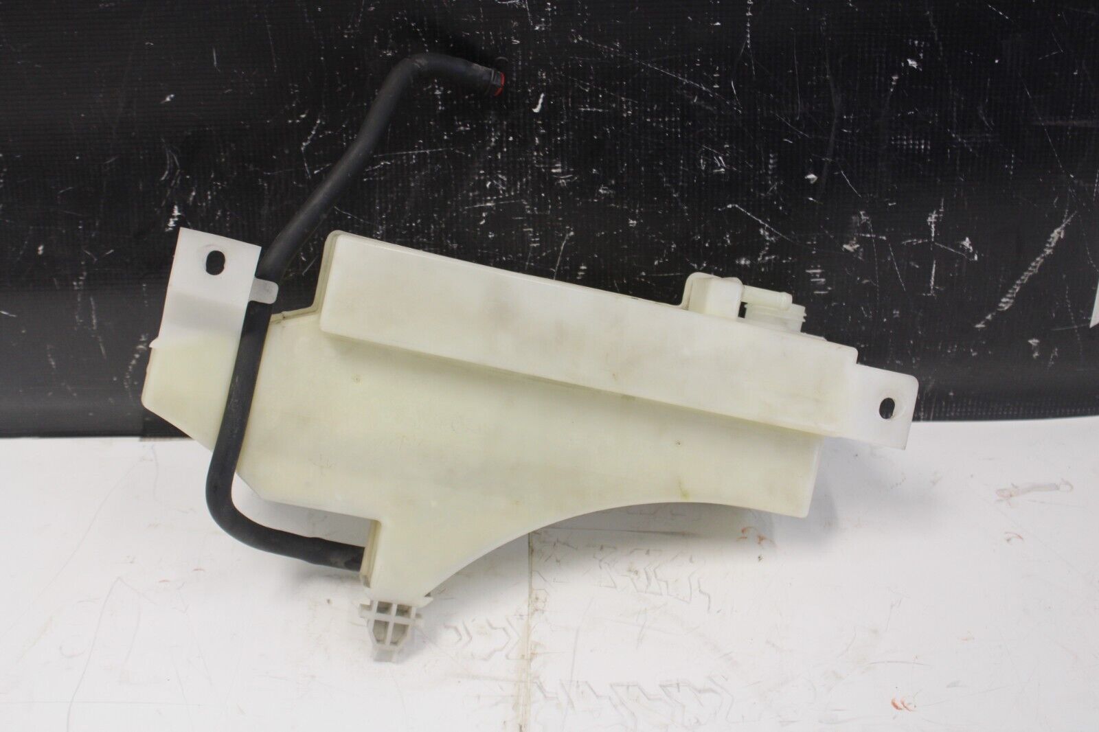 2007-2008 Nissan 350Z Radiator Coolant Bottle Reservoir Tank OEM 21710-JK90B