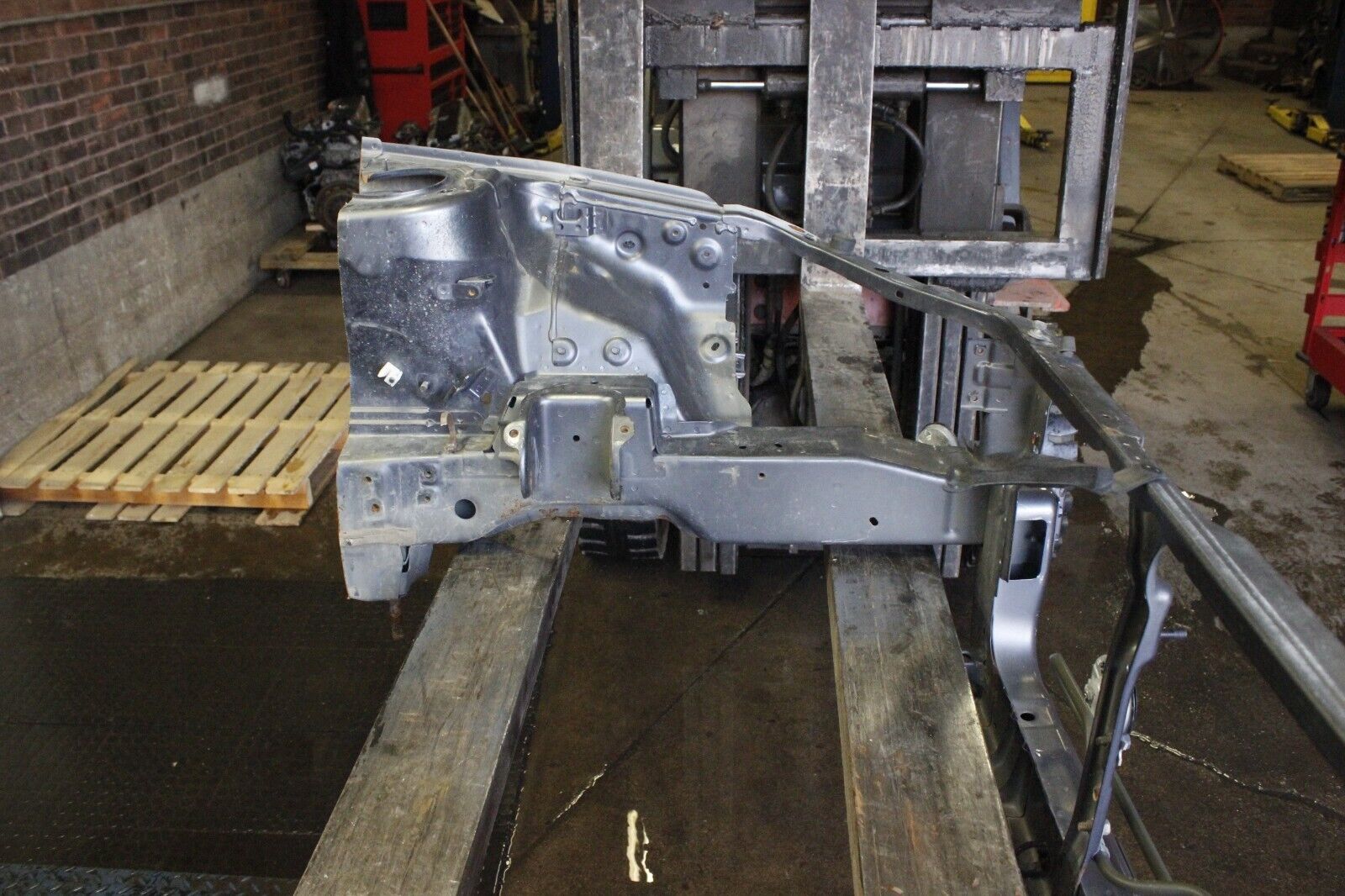 2003-2006 MITSUBISHI EVOLUTION EVO 8 9 FRONT FRAME RAILS CORE SUPPORT CUT
