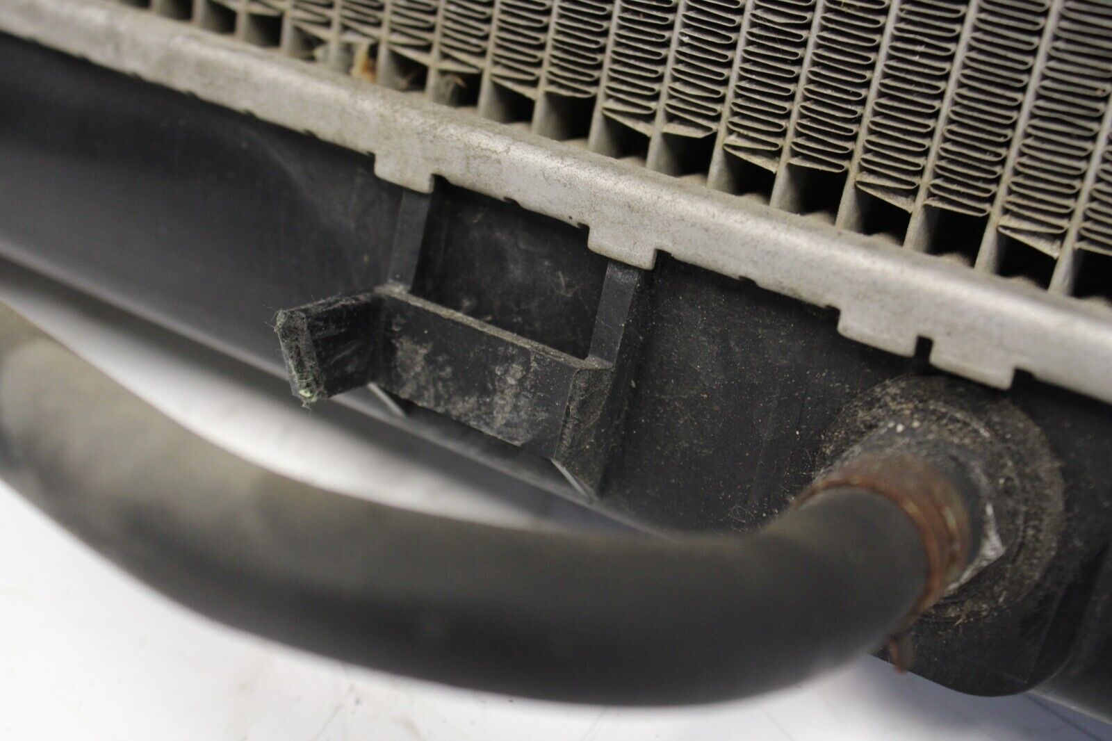 2007-2008 Nissan 350Z VQ35HR Radiator AC Condenser Assembly A/T