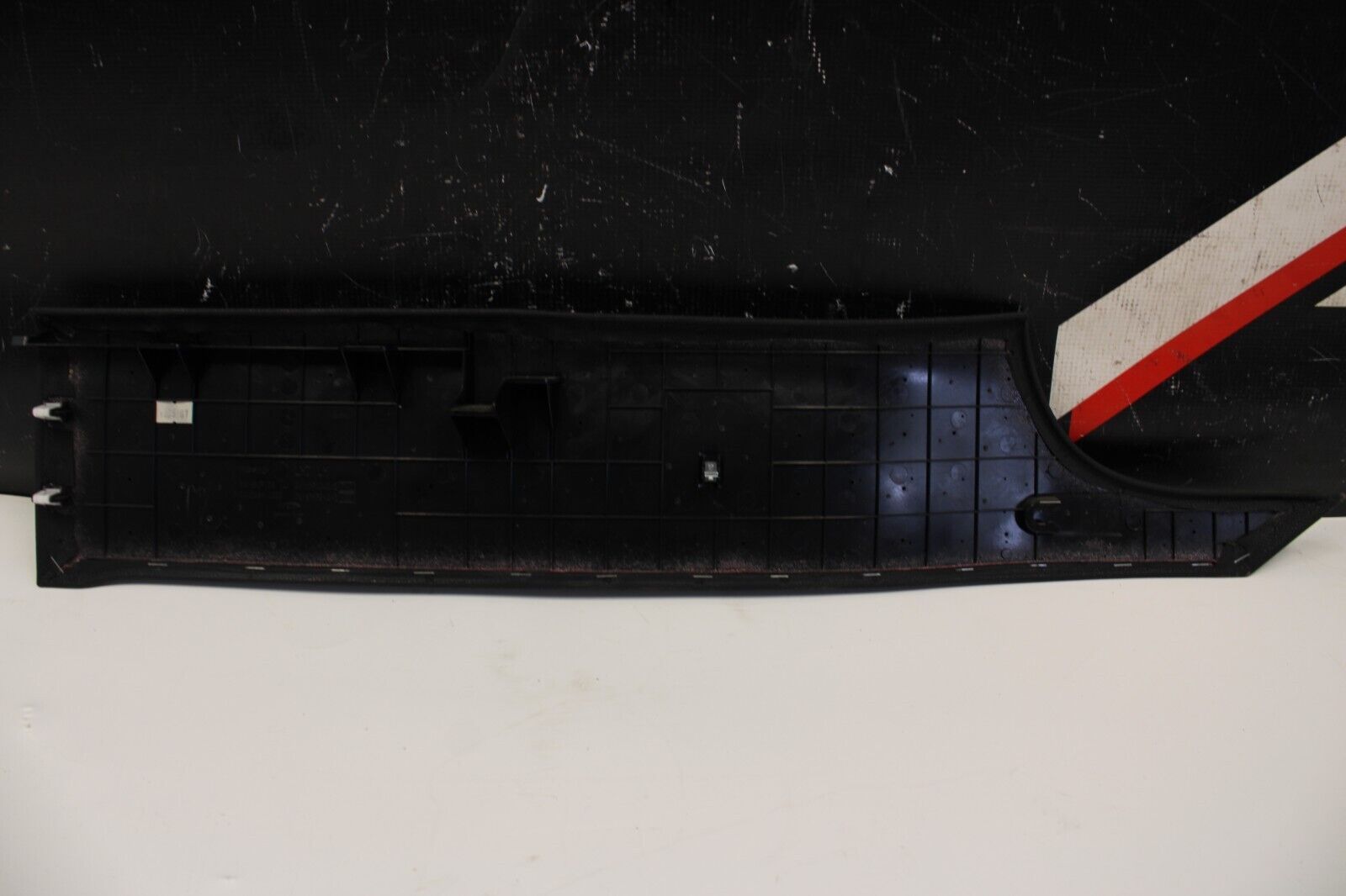 2014 Nissan GT-R LH DIRVER Side Console Trim Panel 68134-Jf10