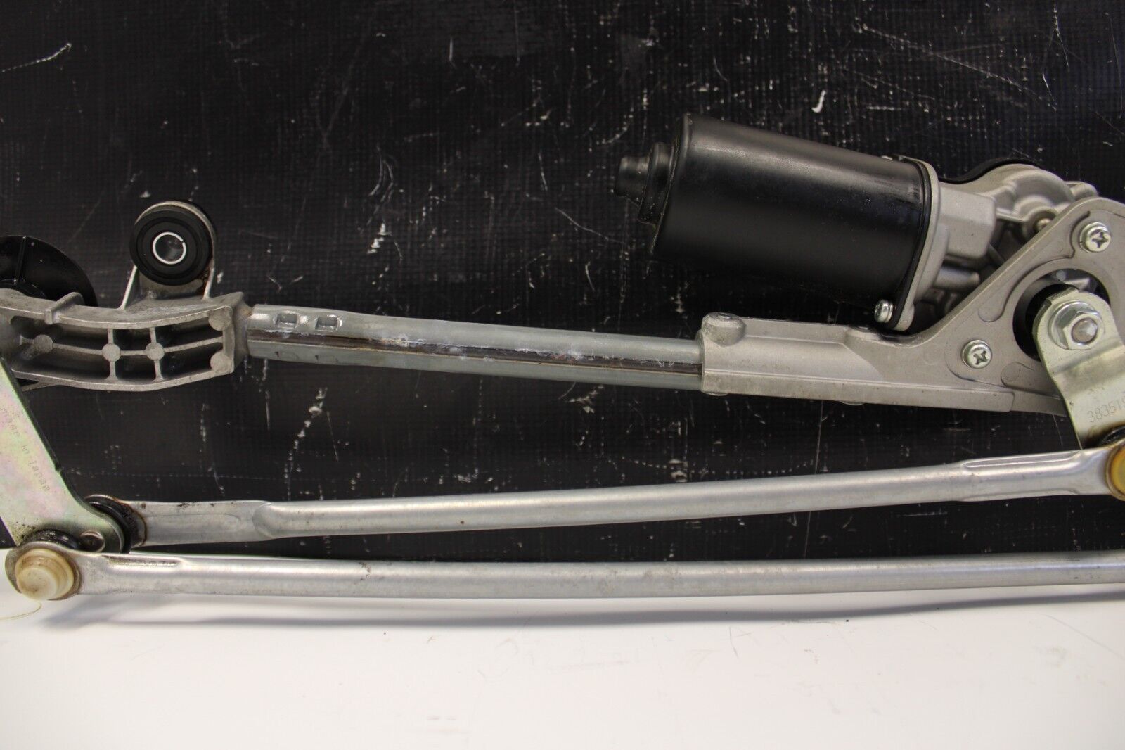 2013 NISSAN R35 GTR DBA WINDSHIELD WIPER MOTOR LINKAGE ASSEMBLY OEM GT-R