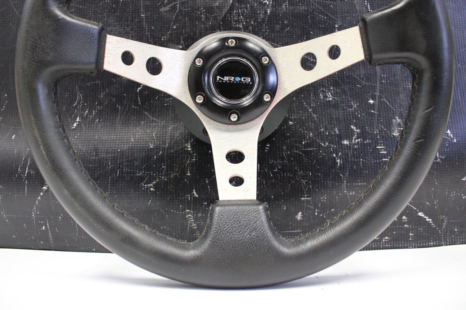 2003-2006 Mitsubishi Lancer Evolution EVO 8 9 NRG Steering wheel and Hub