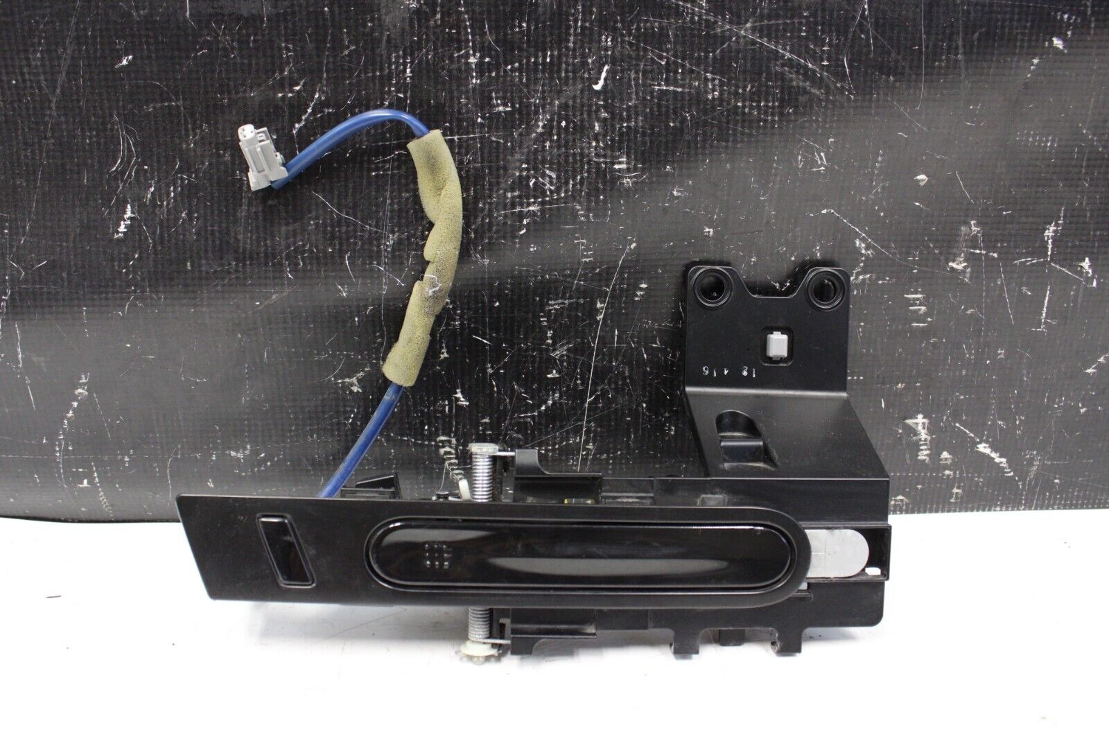 2013 Nissan GTR R35 RH Right Passenger Side Exterior Door Handle W Trim GT-R OEM