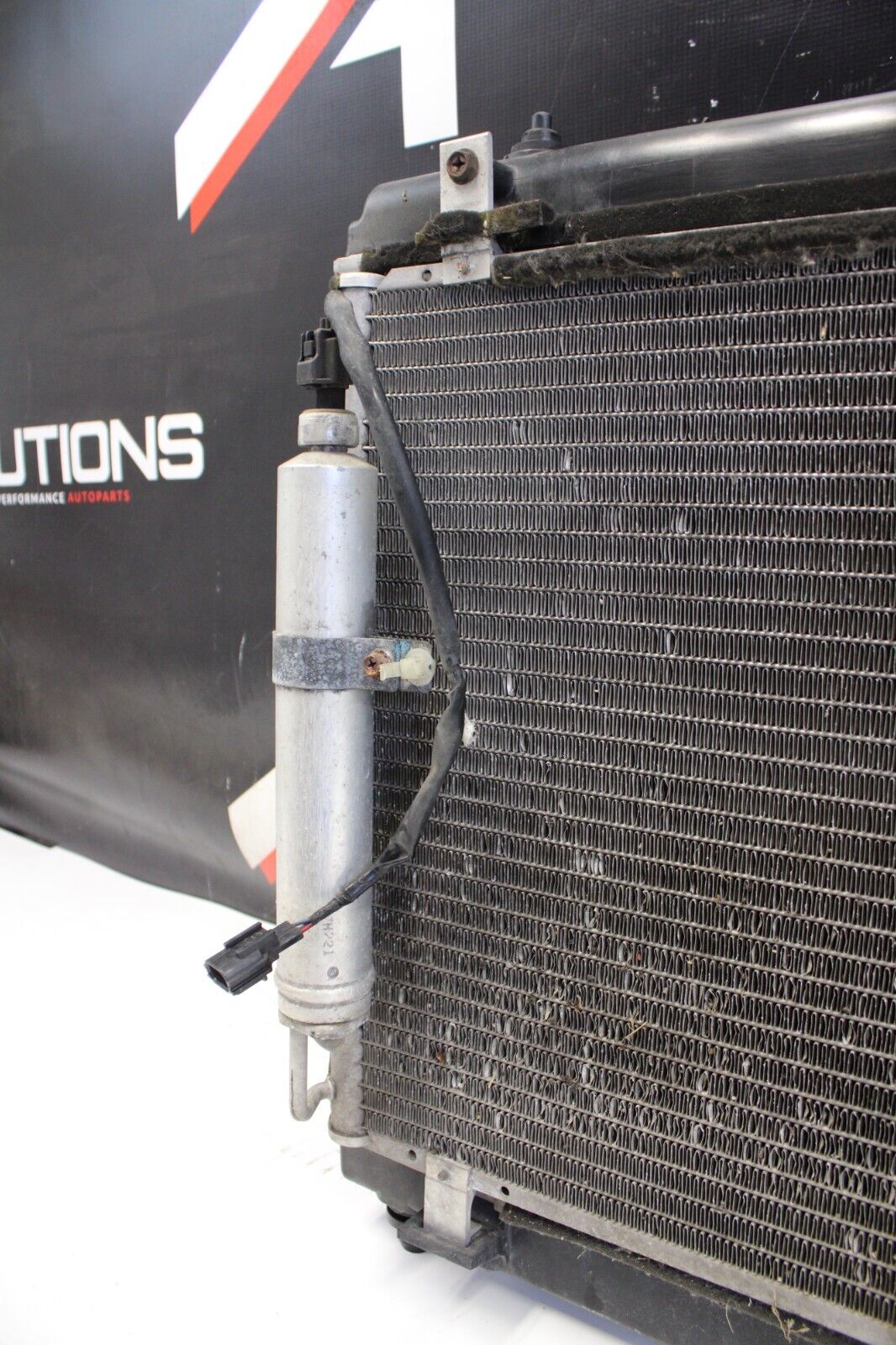 2007-2008 Nissan 350Z VQ35HR Radiator AC Condenser Assembly A/T