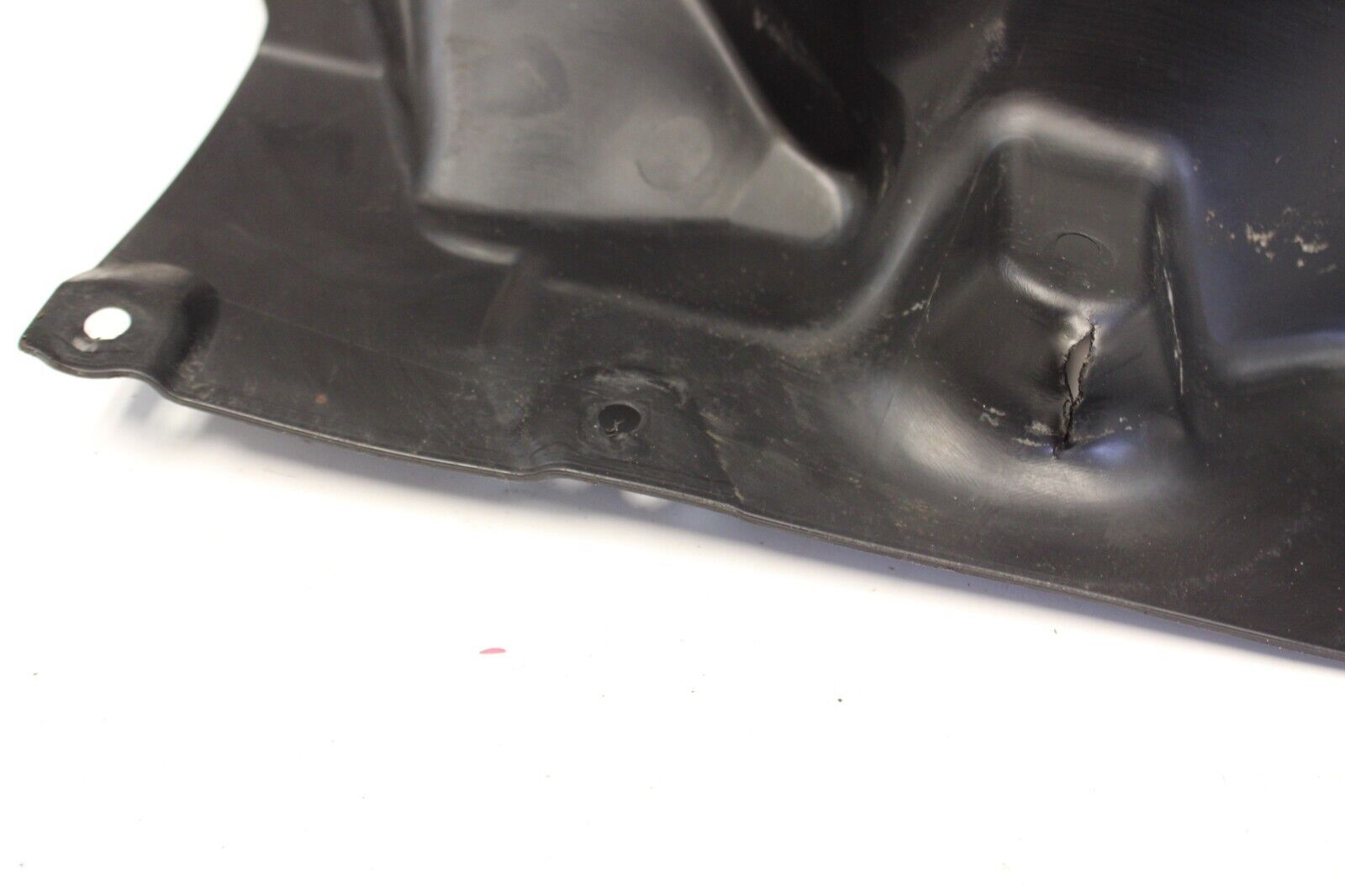 2016-2018 BMW M3 F80 Sedan Front Right Rearward Fender Liner Wheel OEM