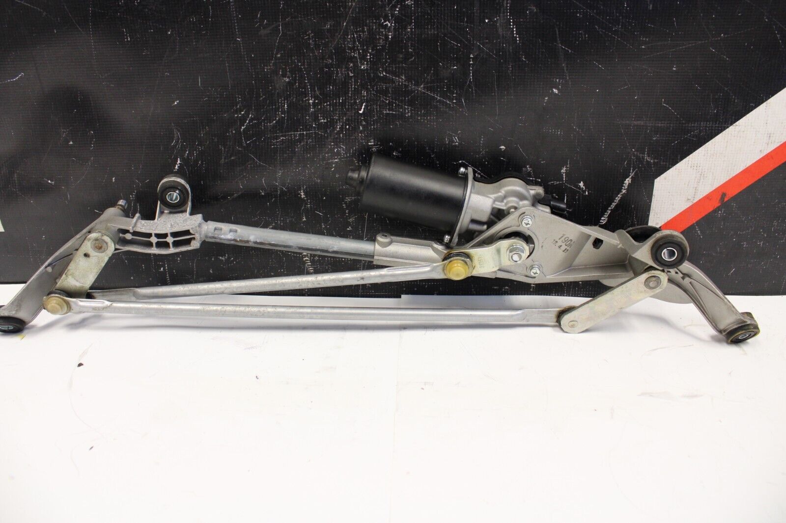 2013 NISSAN R35 GTR CBA WINDSHIELD WIPER MOTOR LINKAGE ASSEMBLY OEM GT-R