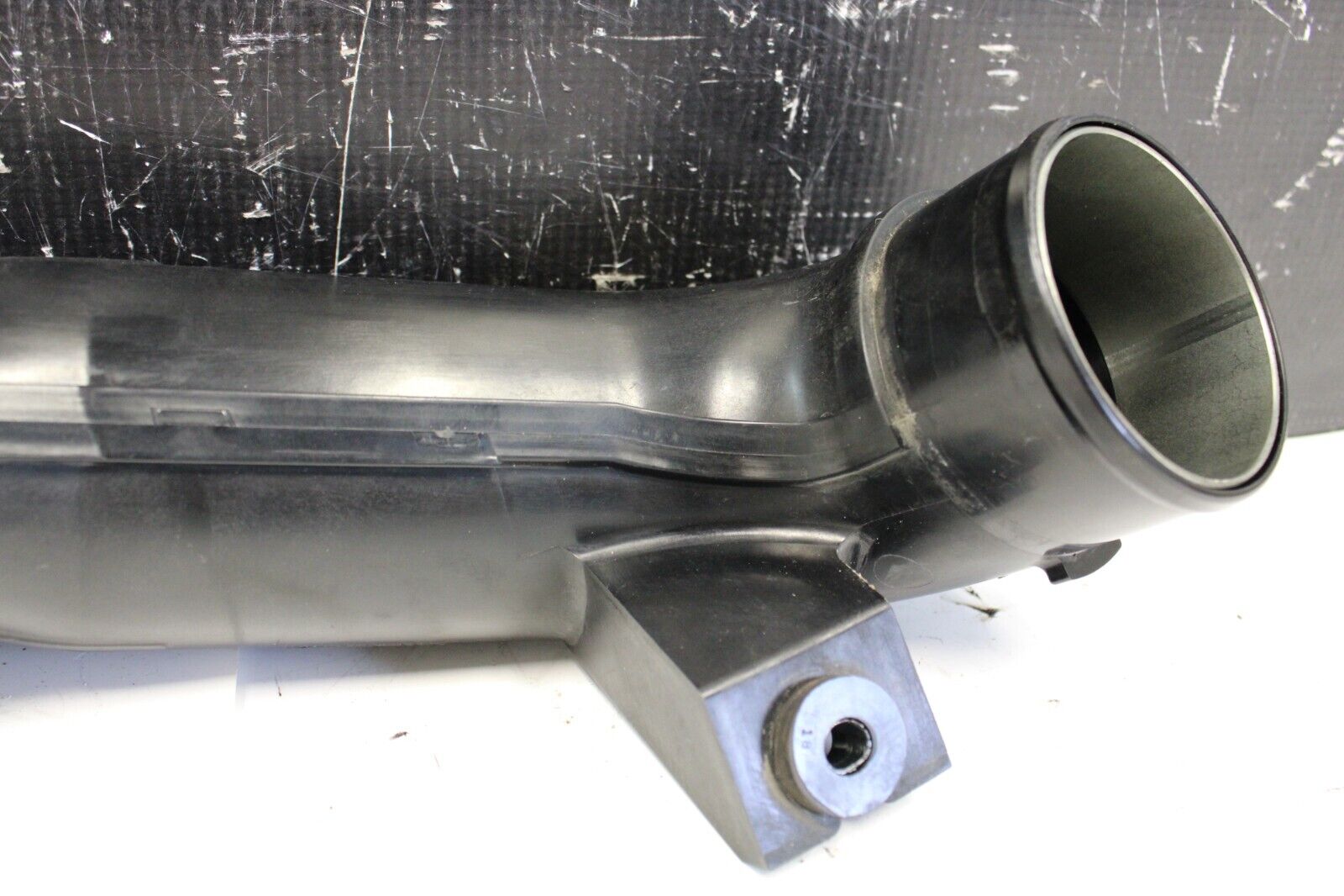 2013 NISSAN R35 GTR GT-R LH DRIVER SIDE TURBO INTERCOOLER CHARGE PIPE HOSE