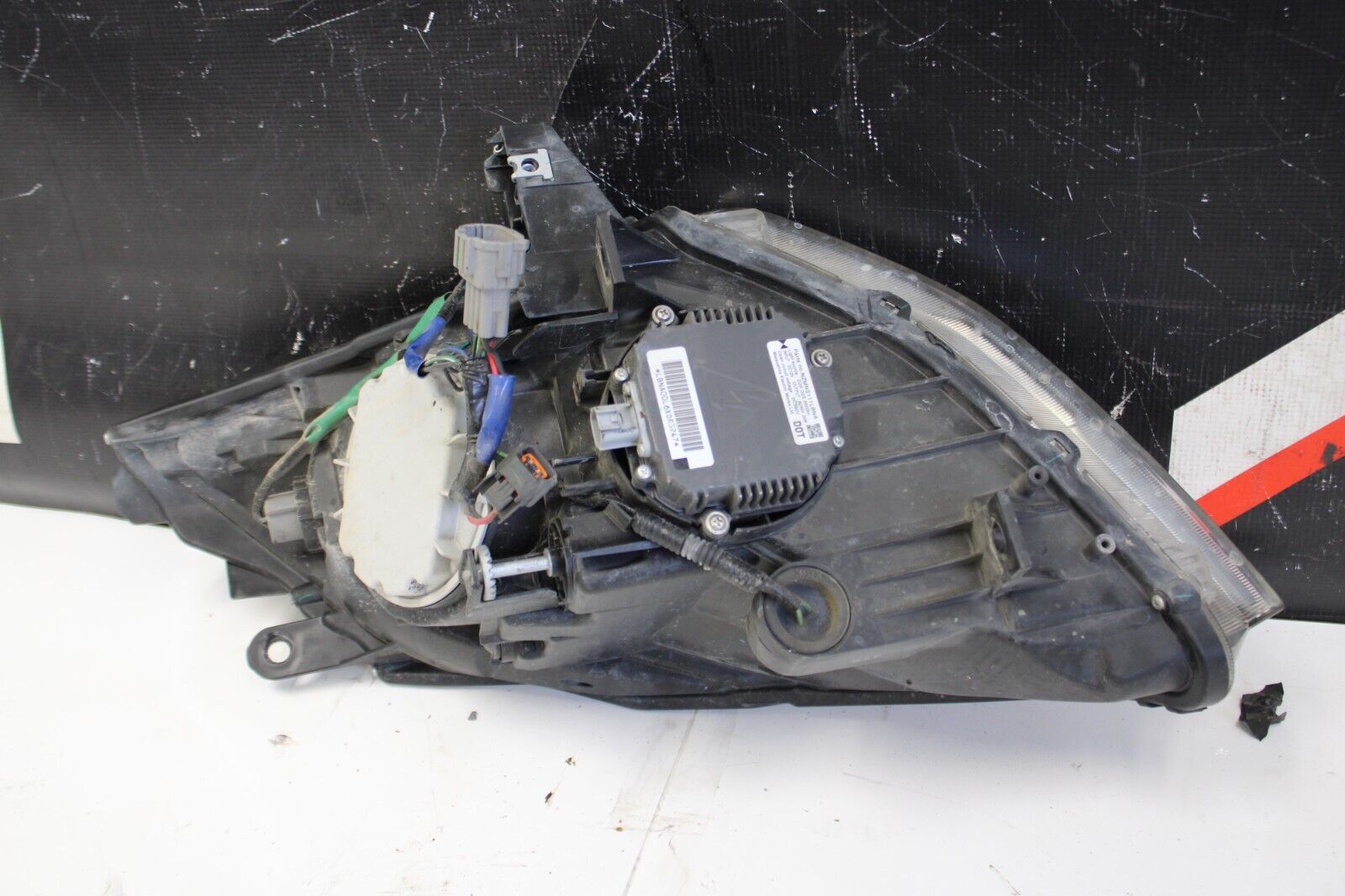 2006-2008 NISSAN 350Z XENON HEADLIGHT LEFT SIDE LH OEM