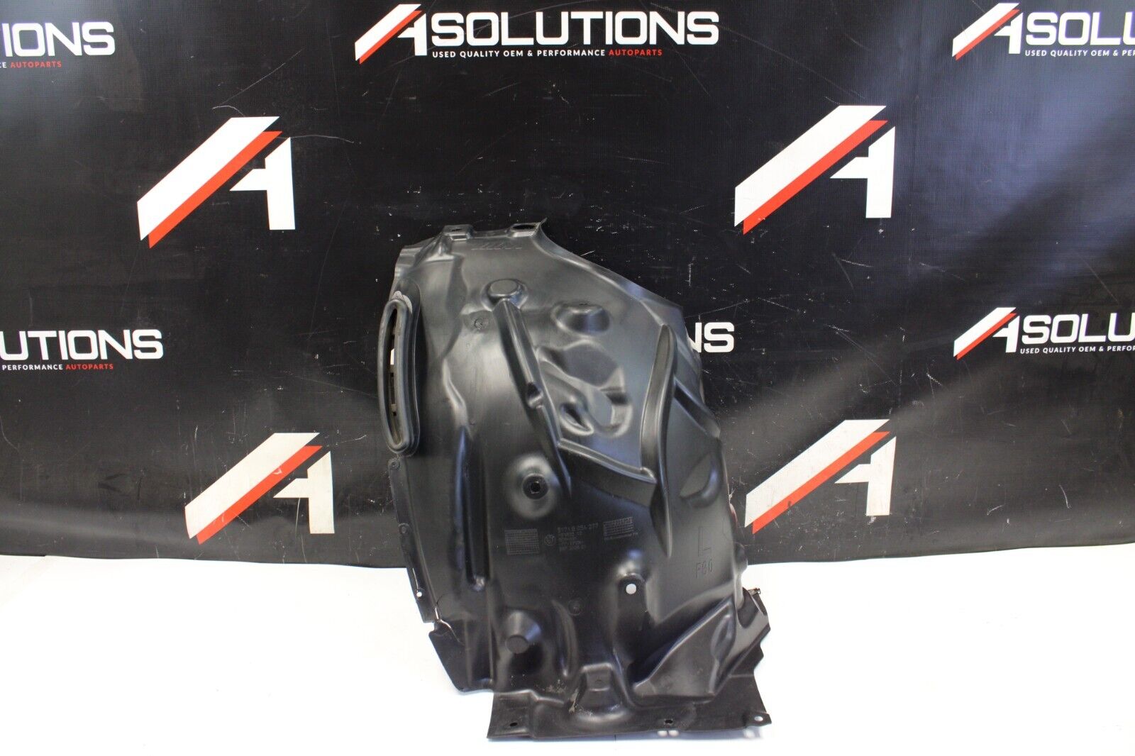 2016-2018 BMW M3 F80 Sedan Front Left Rearward Fender Liner Wheel OEM