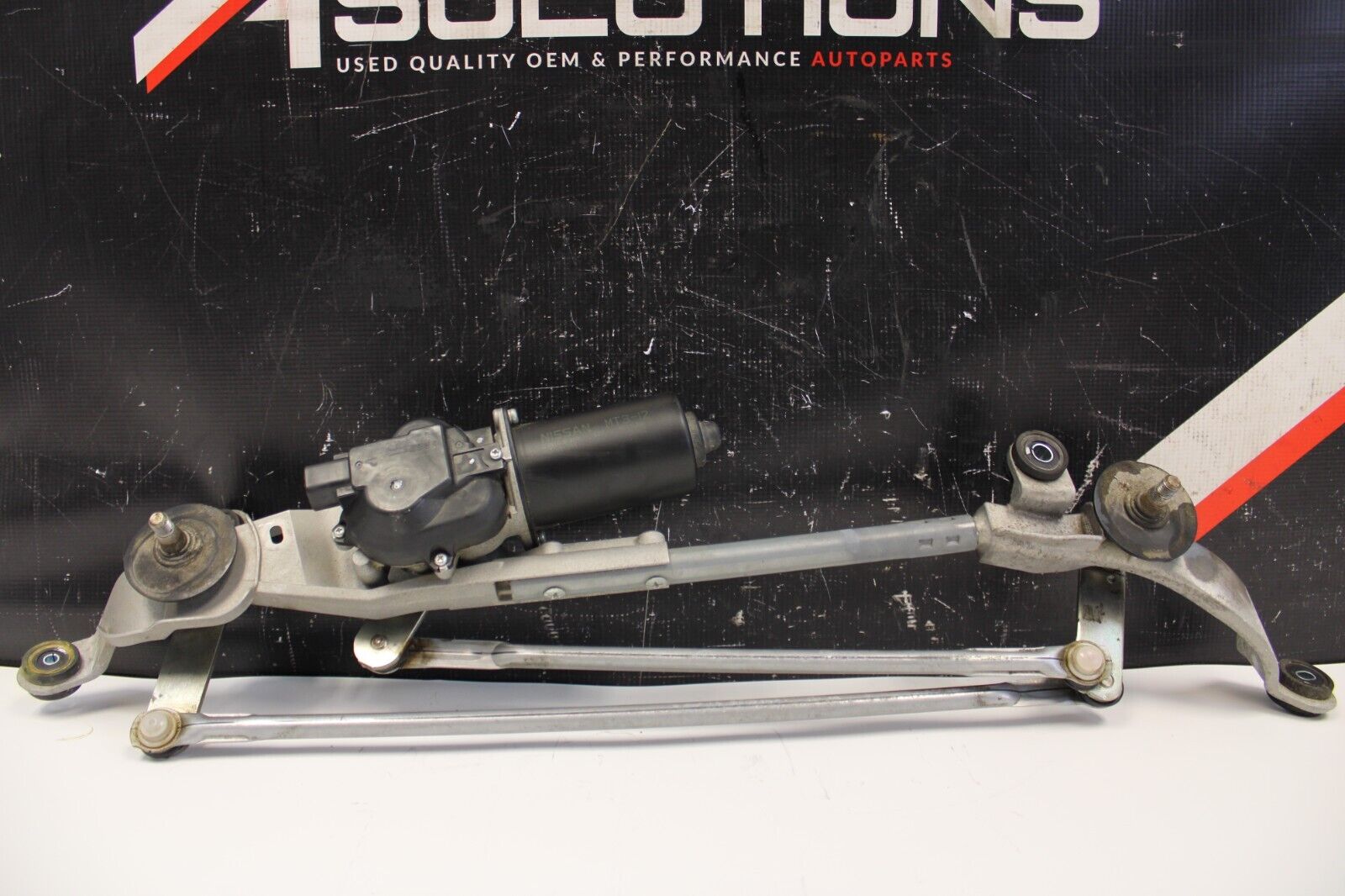 2013 NISSAN R35 GTR DBA WINDSHIELD WIPER MOTOR LINKAGE ASSEMBLY OEM GT-R
