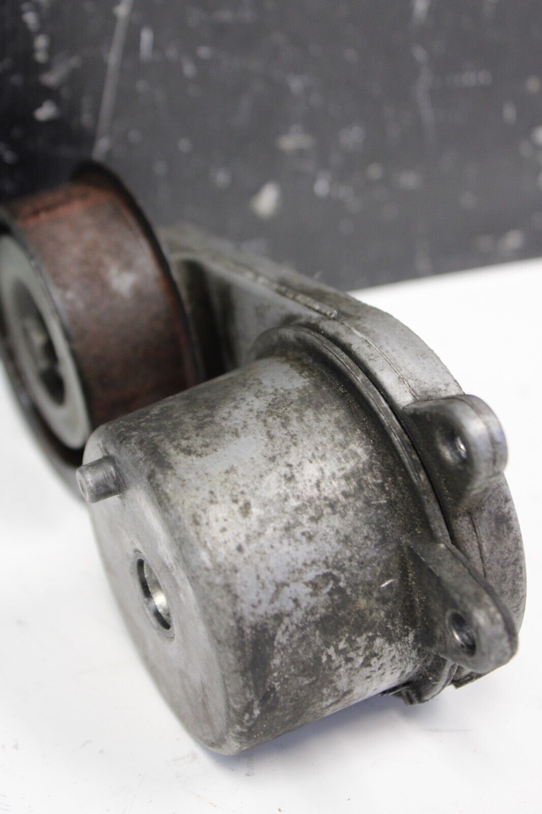 2010 Nissan GT-R R35 VR38DETT Idler Tensioner Pulley GTR OEM