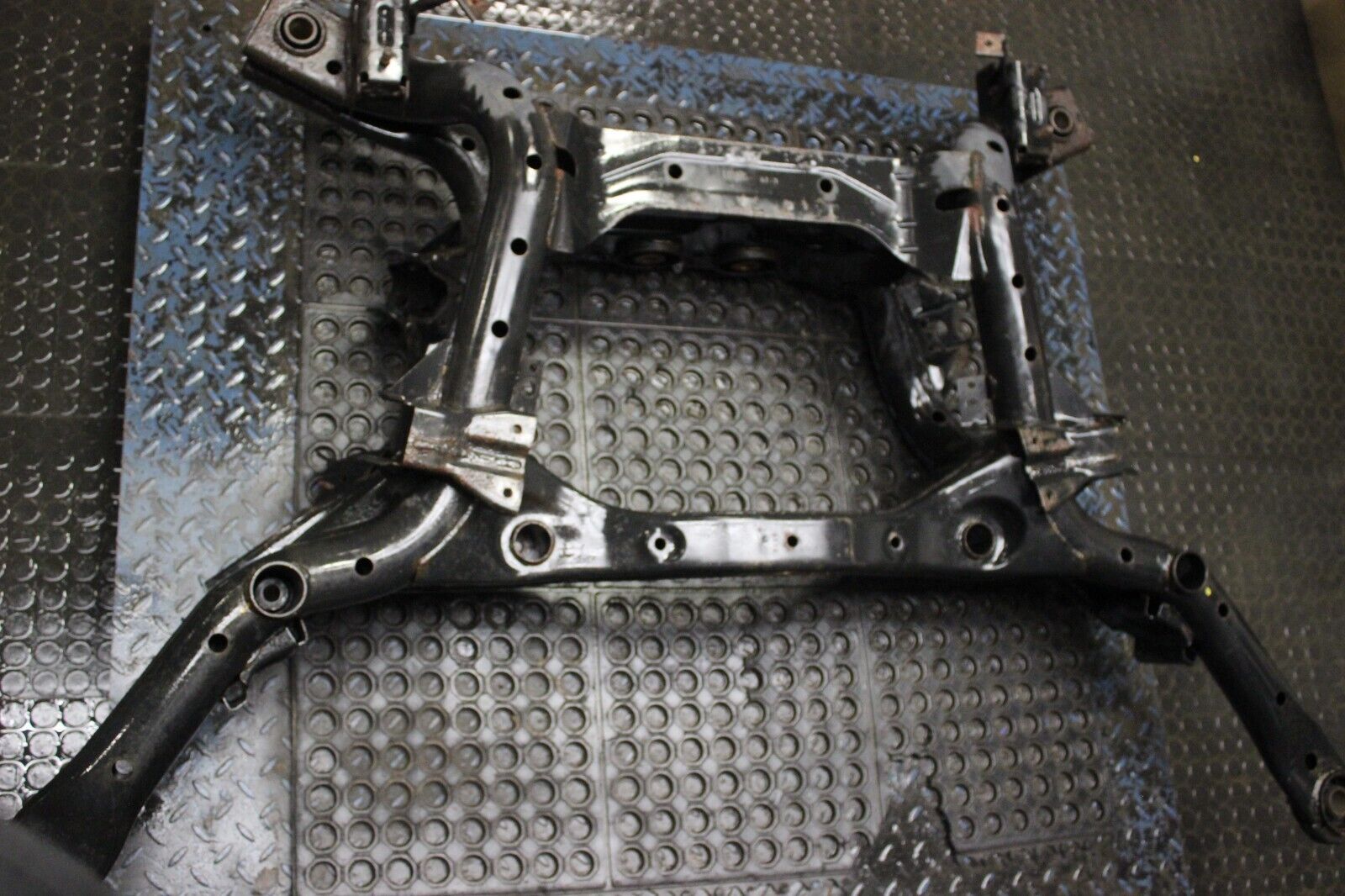 2009-2021 NISSAN GT-R GTR R35 VR38 AWD OE REAR TRANSMISSION SUBFRAME CROSSMEMBER
