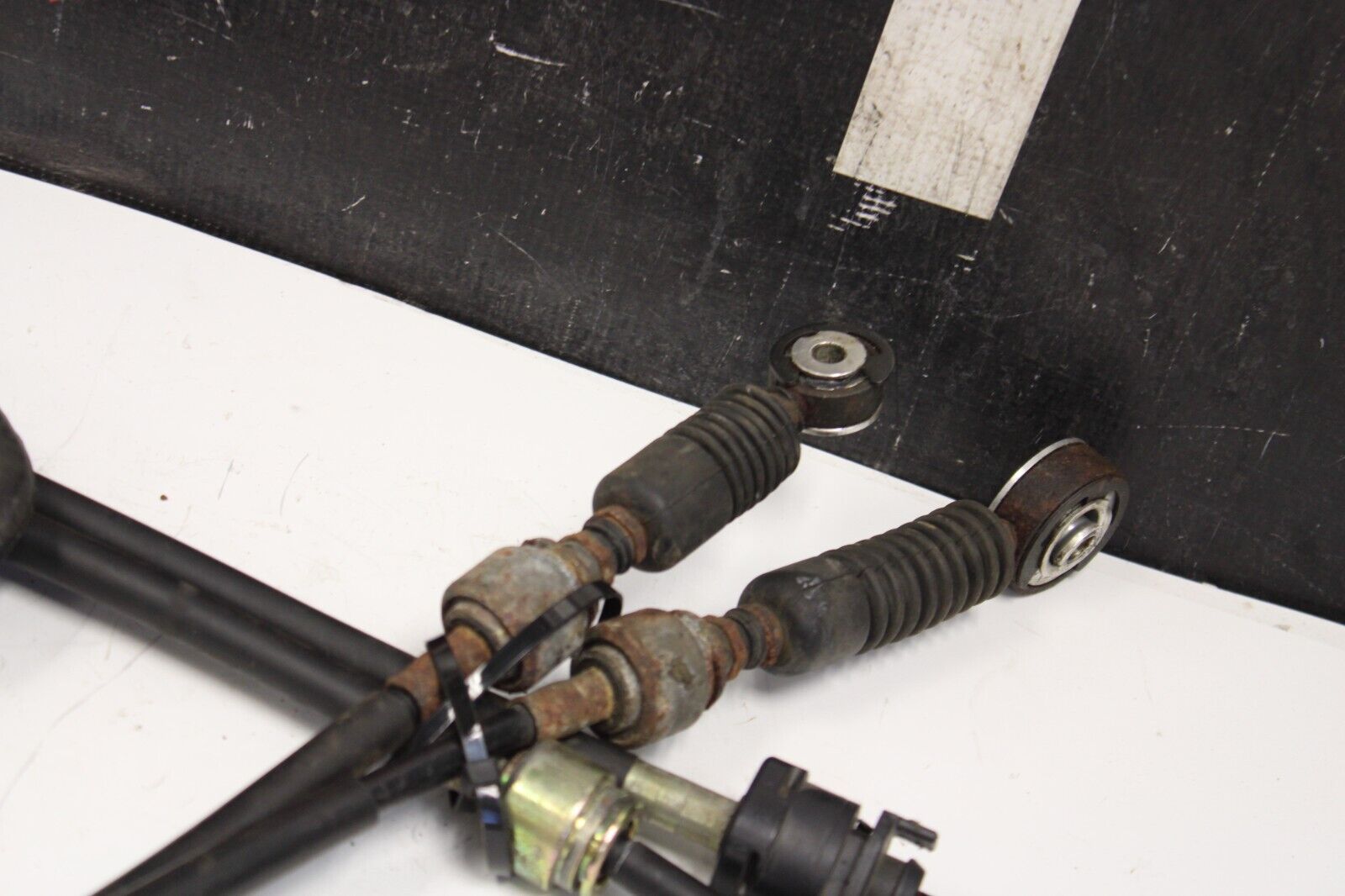 2002-2004 ACURA RSX TYPE S K20A2 OEM 6SPD SHIFTER CABLES 02-04