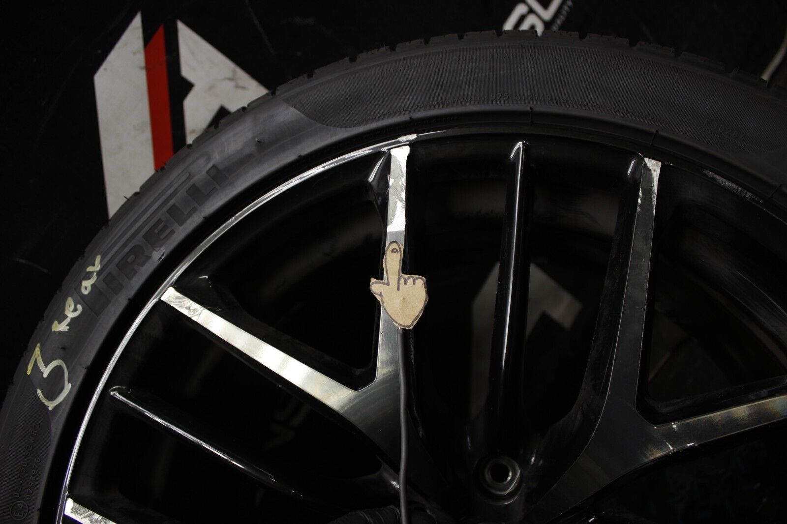 NISSAN GTR GT-R R35 REAR ALLOY WHEEL RIM OEM 20X10.5