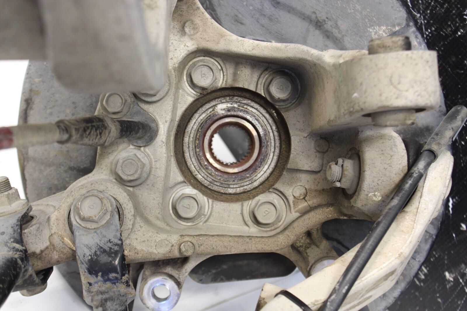 2003-2008 Nissan 350Z Left Rear Suspension Spindle Knuckle Control Trailing Arm