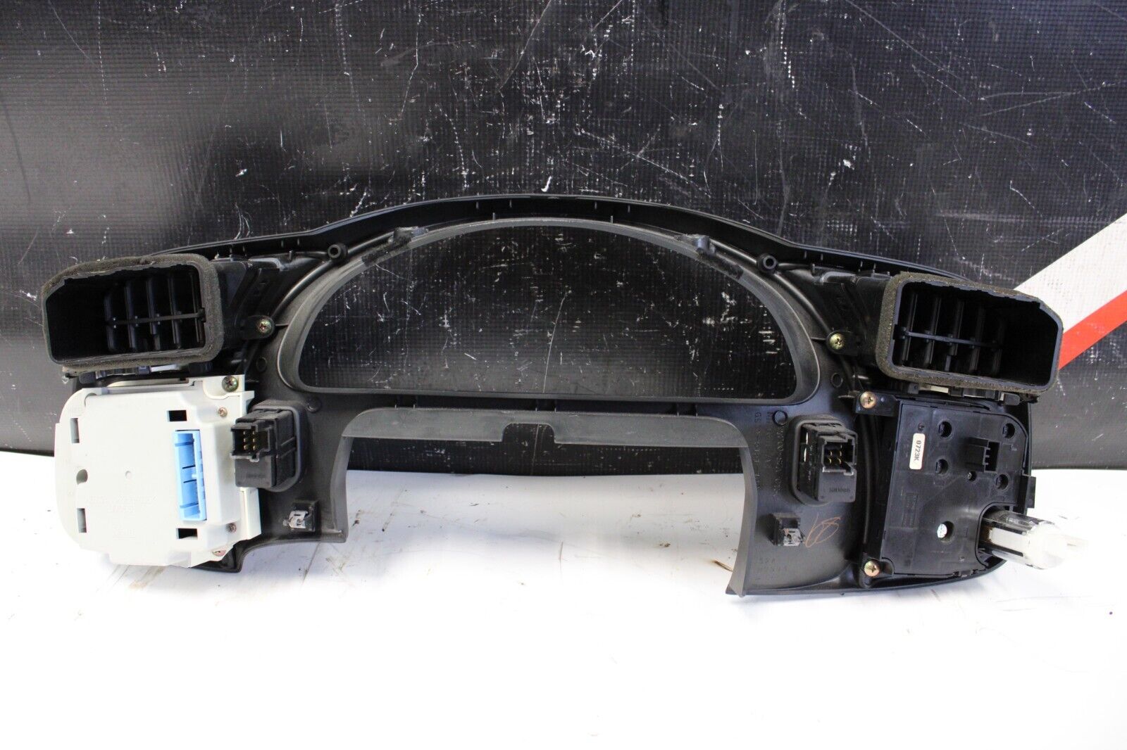 2003 03 HONDA S2000 AP1 F20C 2.0L OEM INSTRUMENT CLUSTER BEZEL