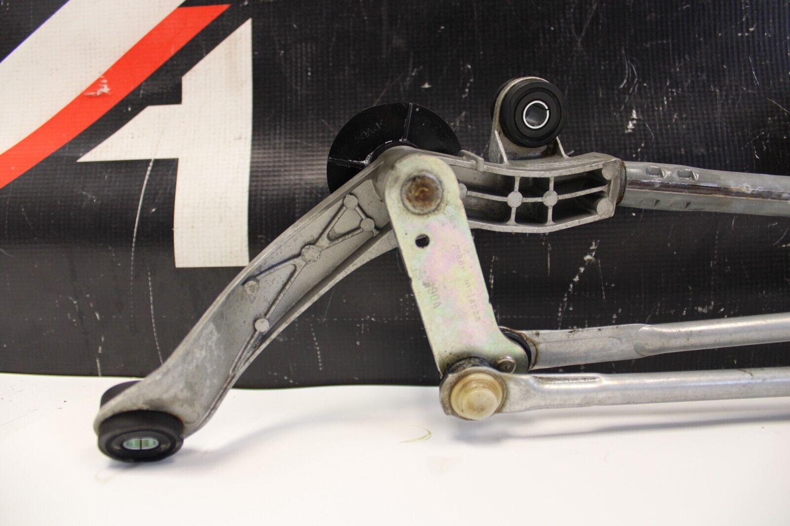 2013 NISSAN R35 GTR DBA WINDSHIELD WIPER MOTOR LINKAGE ASSEMBLY OEM GT-R