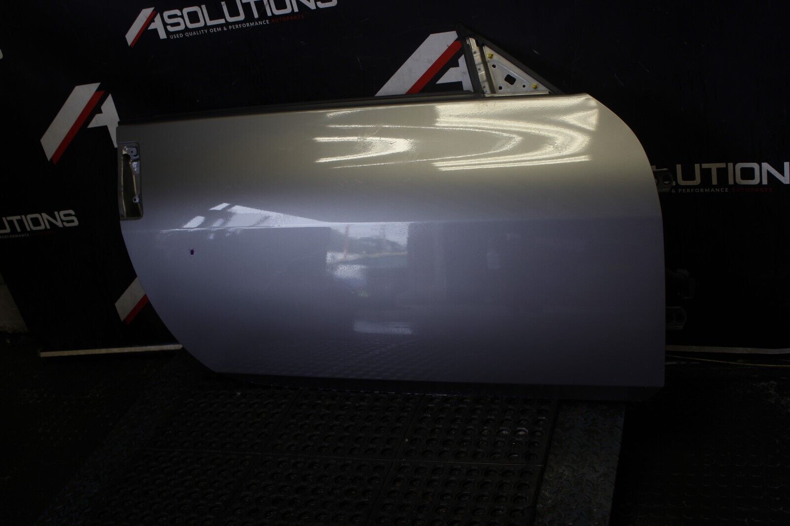 2003 - 2009 NISSAN 350Z COUPE RIGHT PASSENGER SIDE DOOR OEM K51