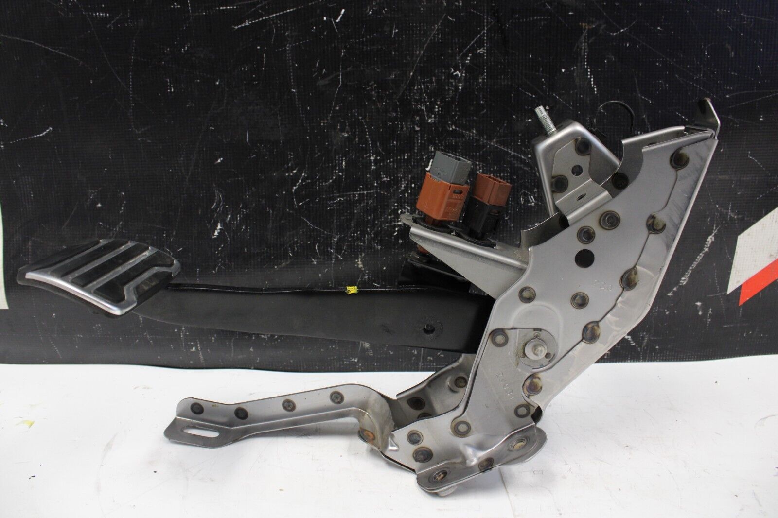 OEM NISSAN GTR R35 AWD OEM BRAKE PEDAL ASSEMBLY VR38 2014
