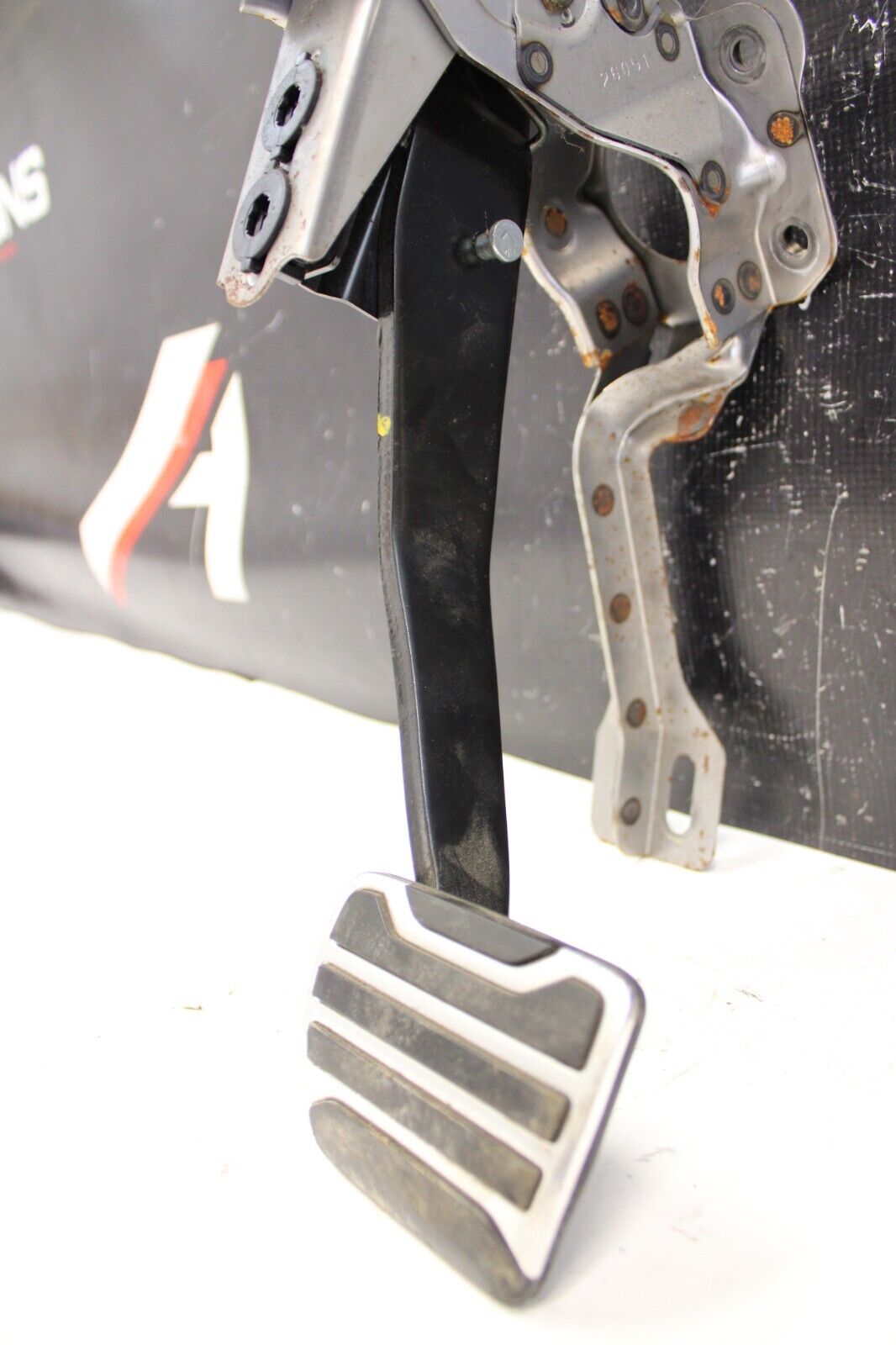 OEM NISSAN GTR R35 AWD OEM BRAKE PEDAL ASSEMBLY VR38 2013 GT-R