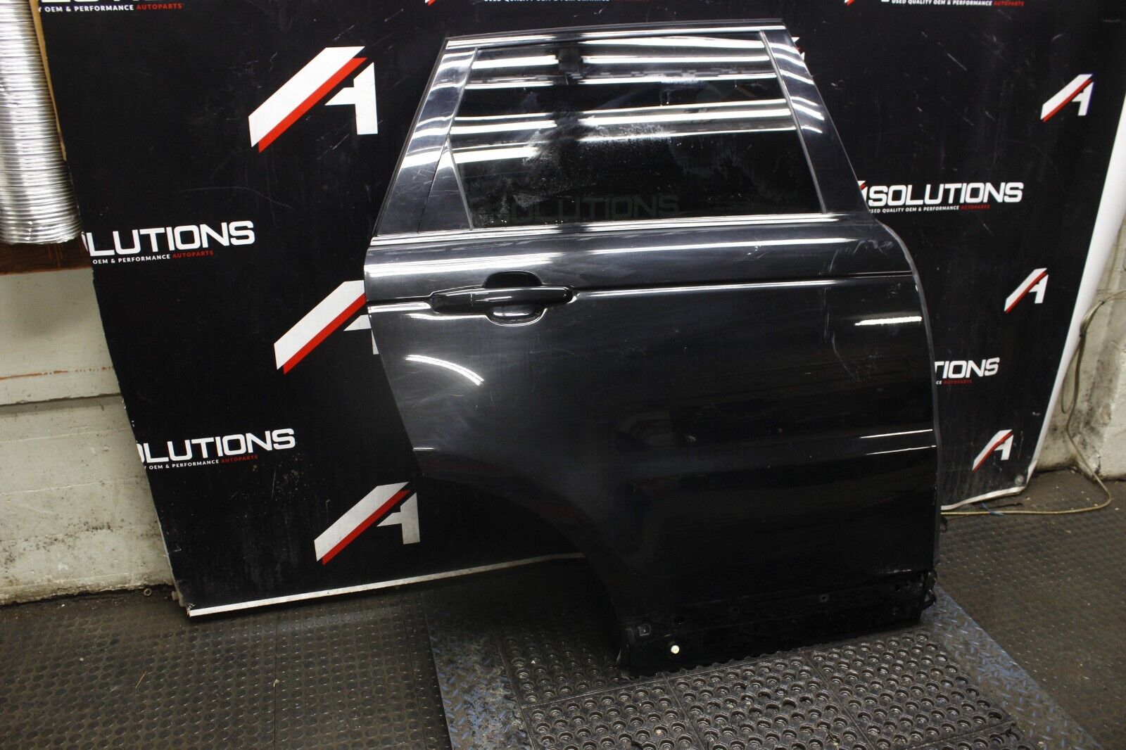2014-2016 LAND RANGE ROVER Rear Right Passenger Door