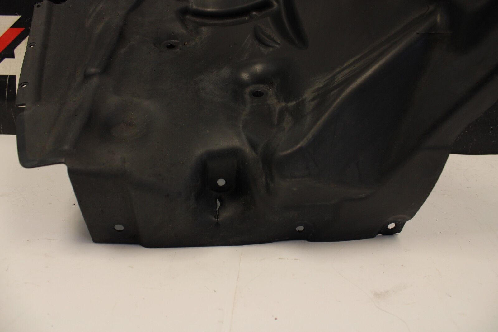 2016-2018 BMW M3 F80 Sedan Front Right Rearward Fender Liner Wheel OEM