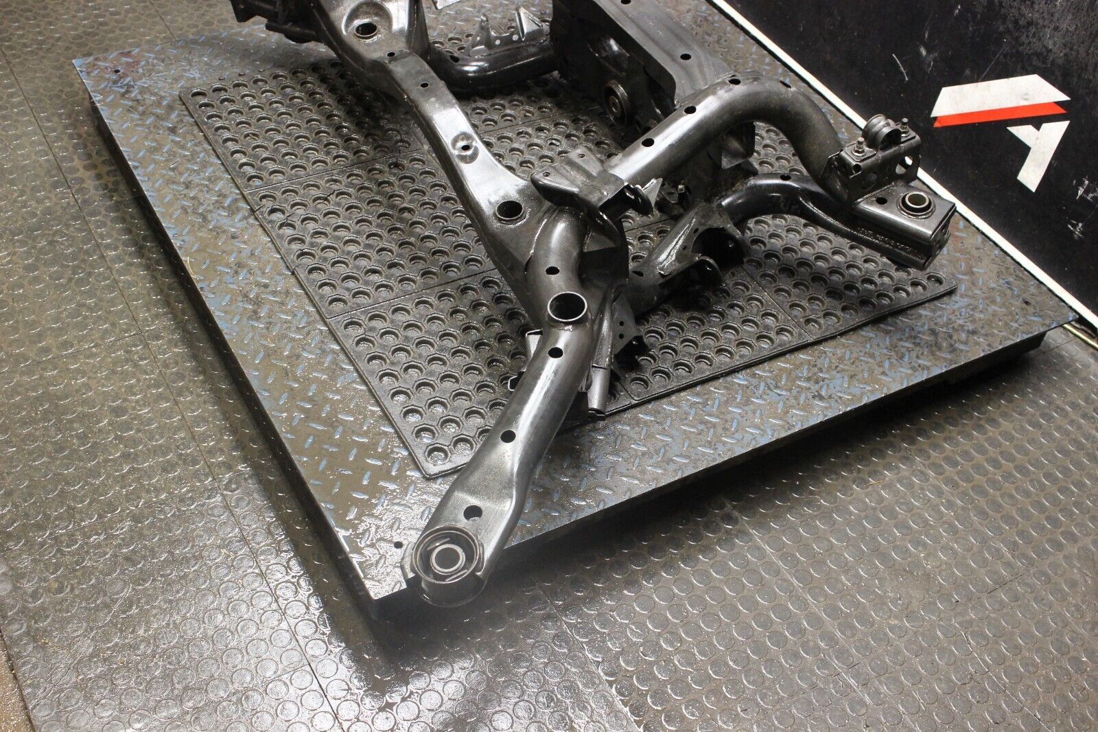 2009-2021 NISSAN GT-R R35 VR38 AWD OEM REAR TRANSMISSION SUBFRAME CROSSMEMBER