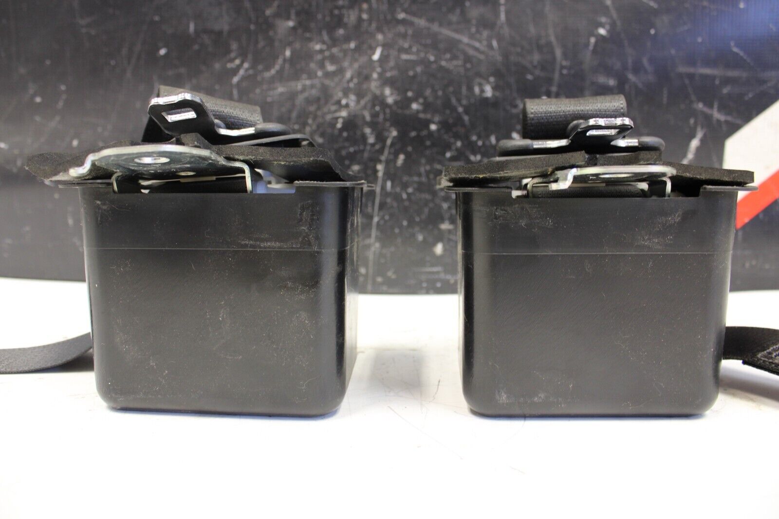2014 Nissan GTR GT-R R35 Rear Seat Belt Set Pair GTR OEM