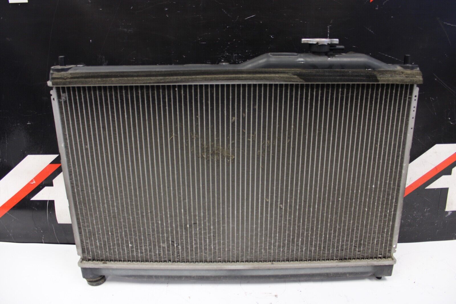 2004 HONDA S2000 AP2 OEM RADIATOR W/ COOLING FANS 22k Miles