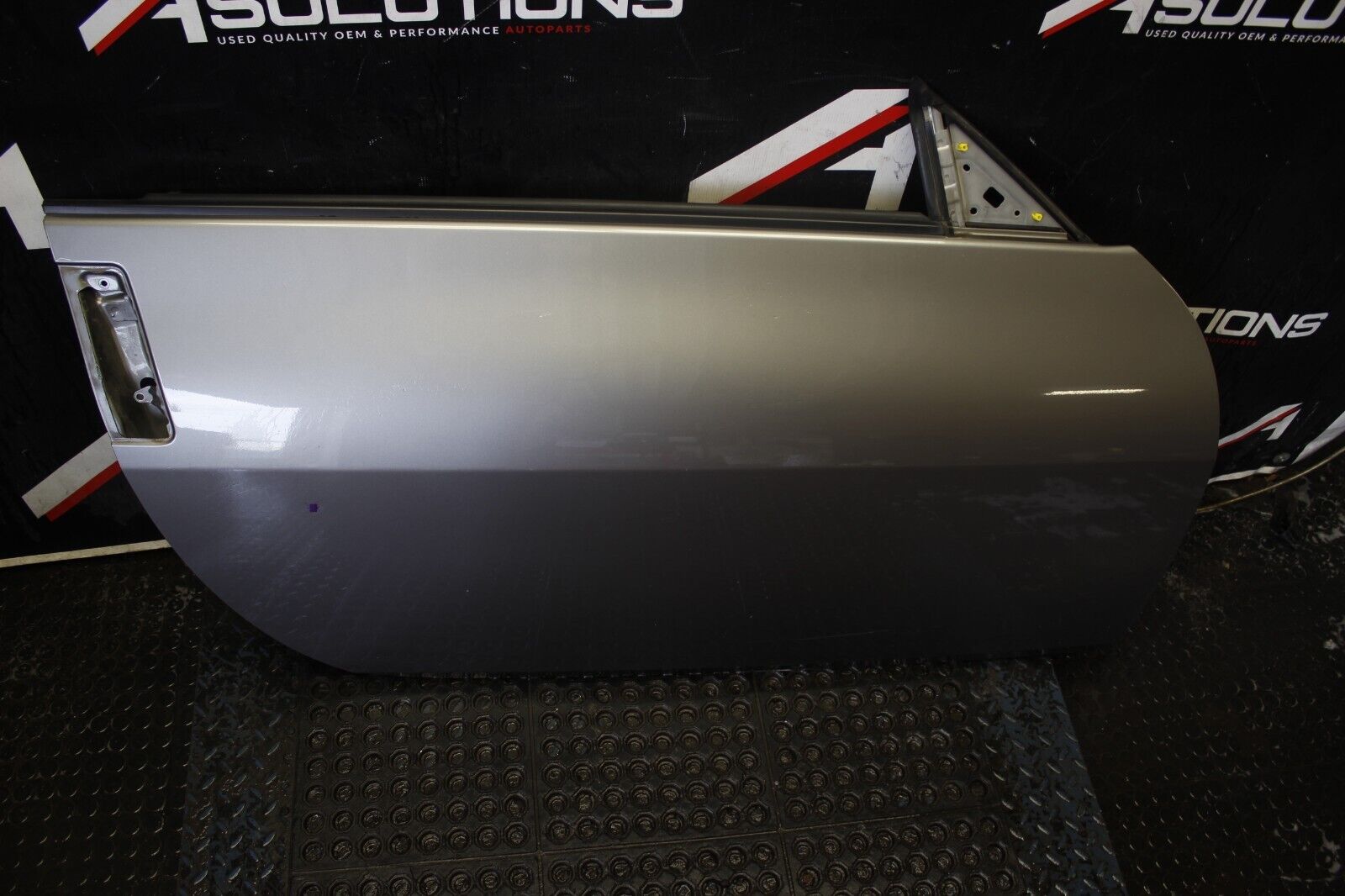 2003 - 2009 NISSAN 350Z COUPE RIGHT PASSENGER SIDE DOOR OEM K51