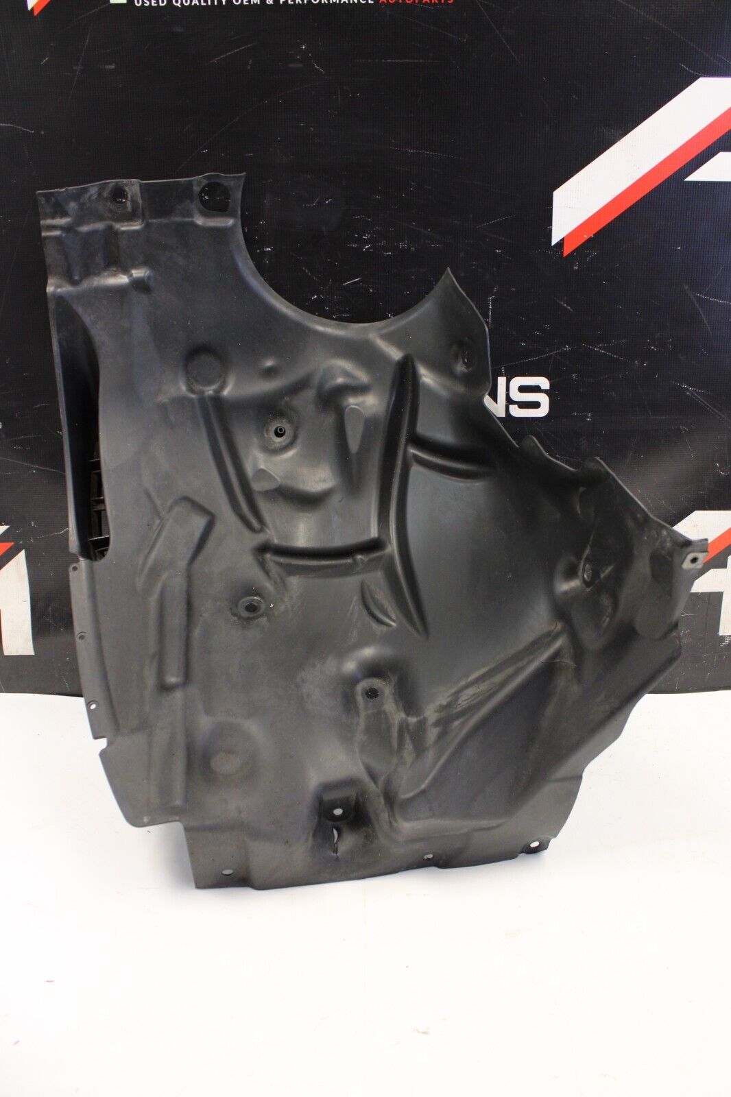 2016-2018 BMW M3 F80 Sedan Front Right Rearward Fender Liner Wheel OEM