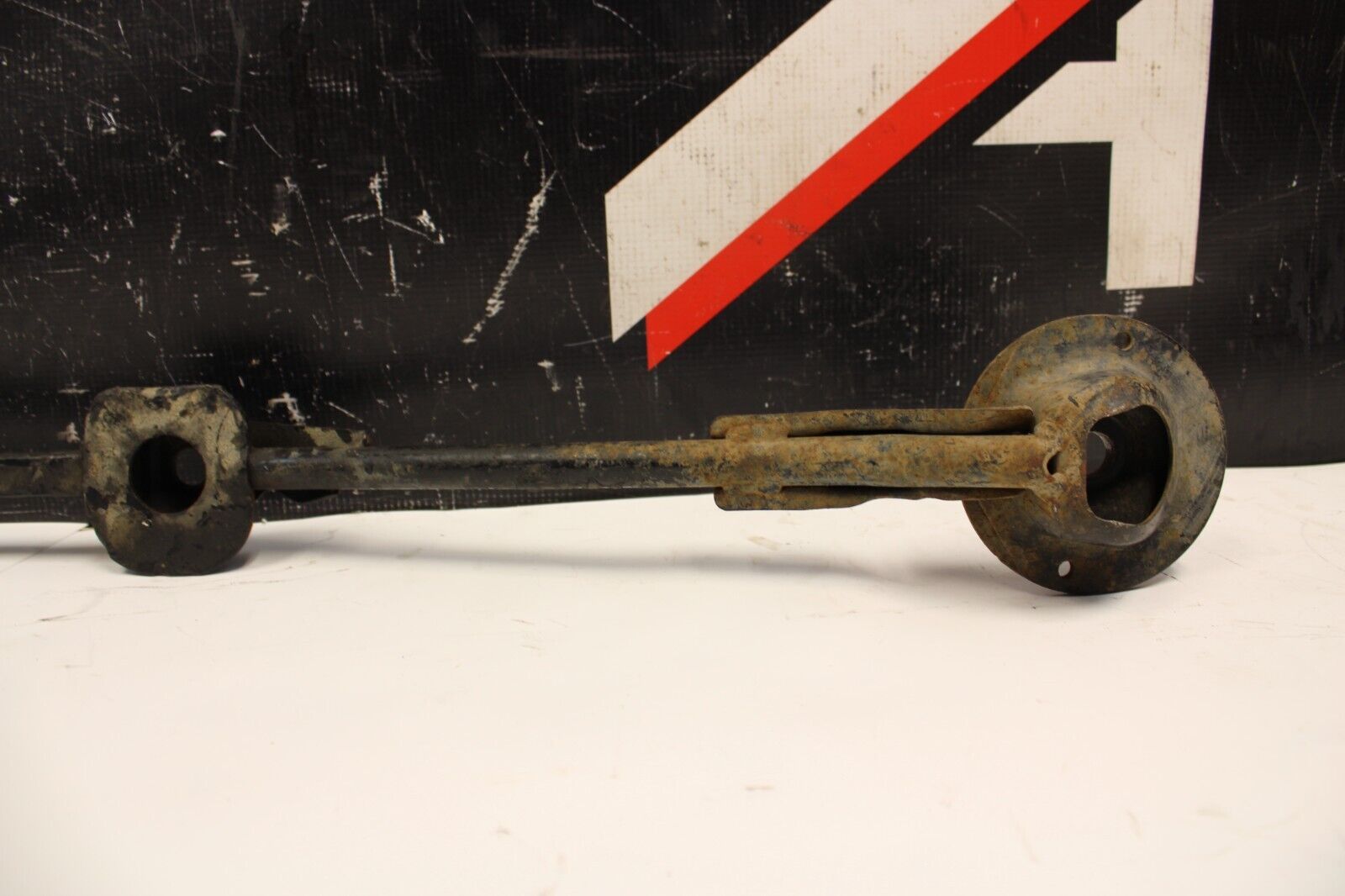 2003-2008 Nissan 350z Z33 Rear Suspension Subframe Bar Brace Crossmember OEM