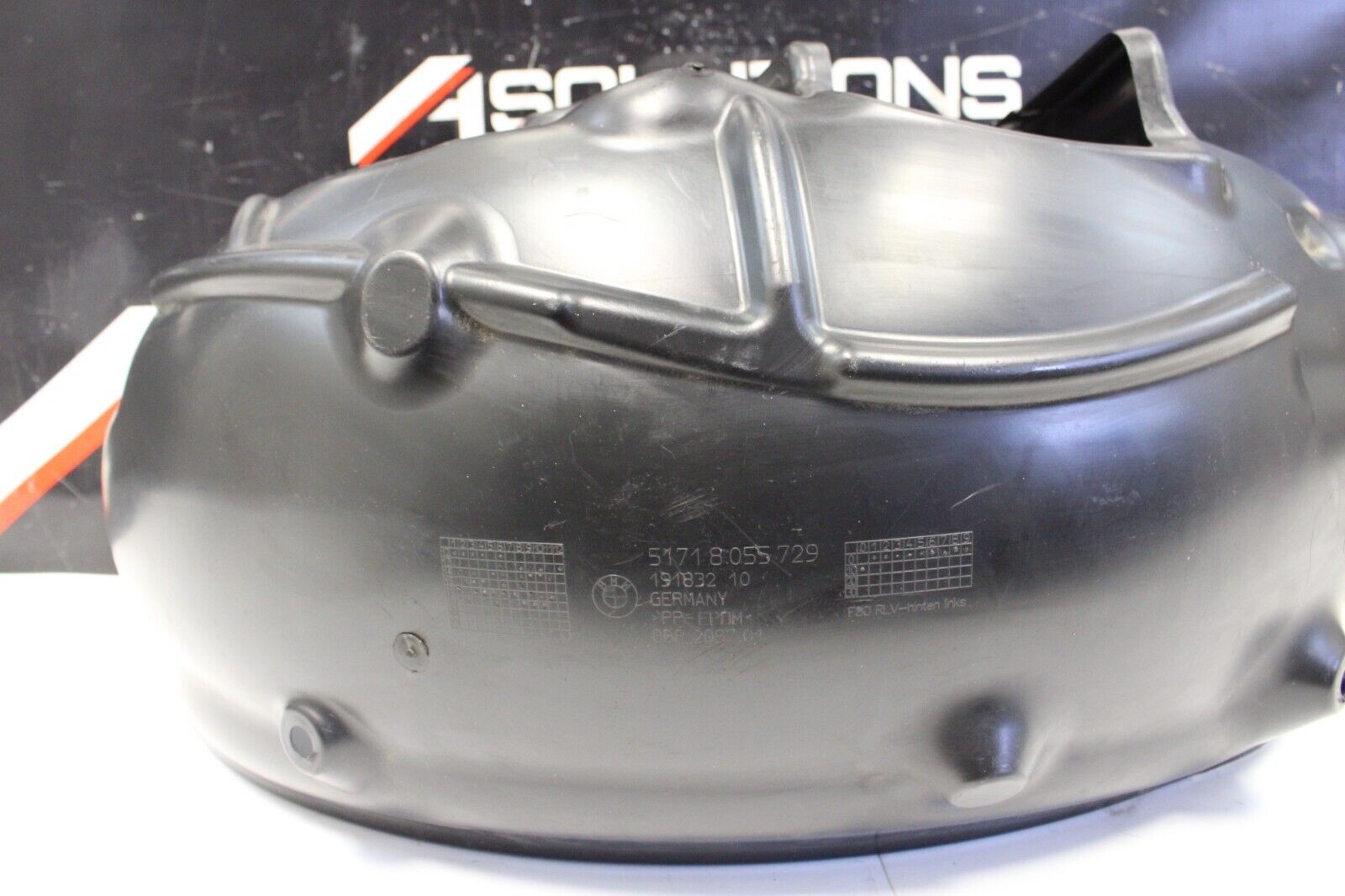 2016-2018 BMW M3 F80 Sedan Rear Left Driver Fender Liner Wheel OEM