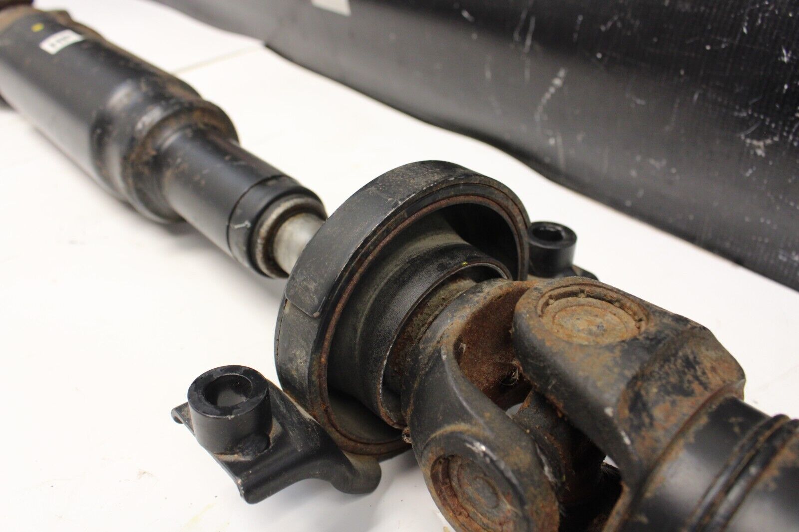 2018 Infiniti V37 Q60 Rear Driveshaft 2 Piece Awd Automatic OEM
