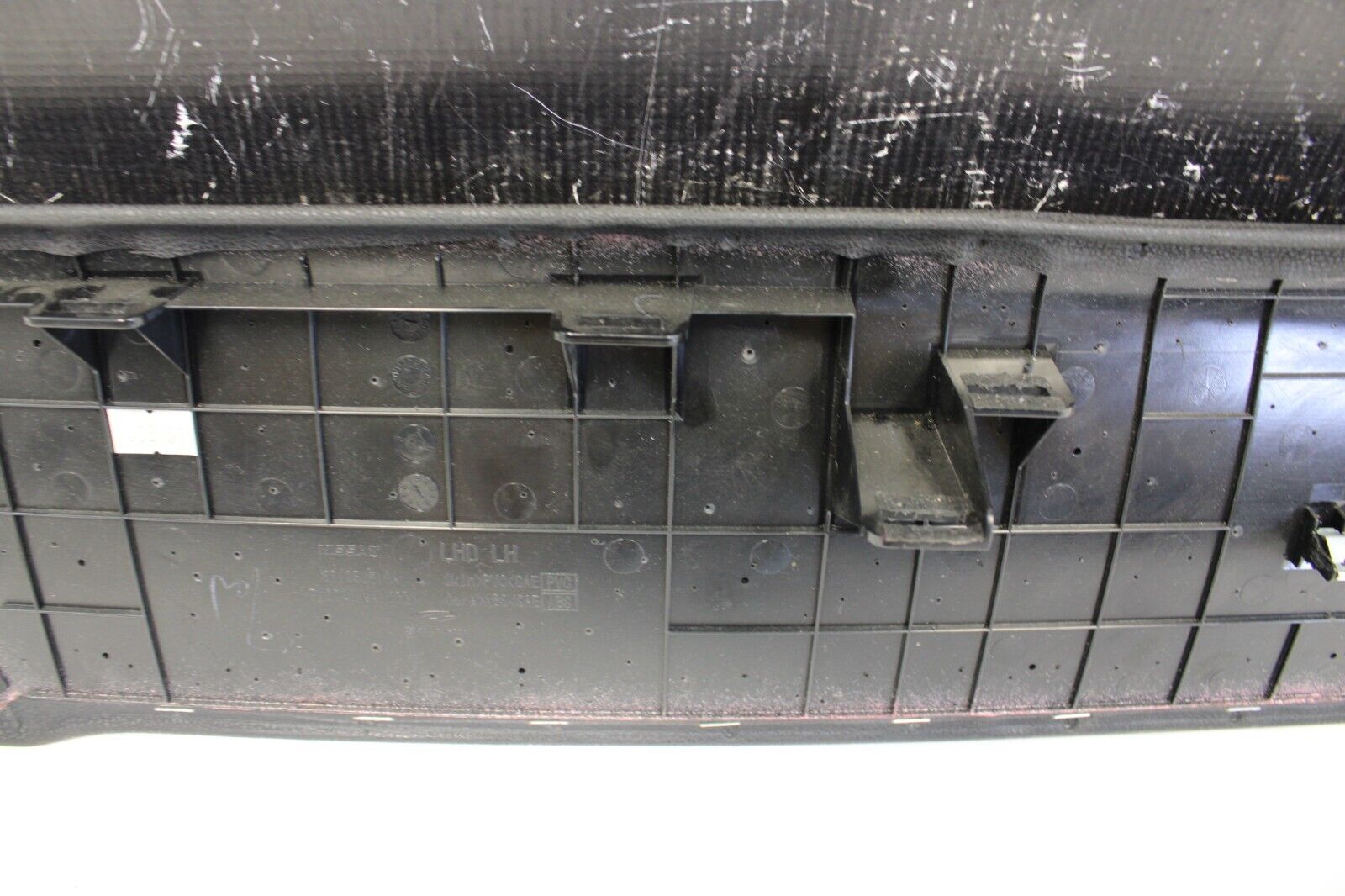 2014 Nissan GT-R LH DIRVER Side Console Trim Panel 68134-Jf10