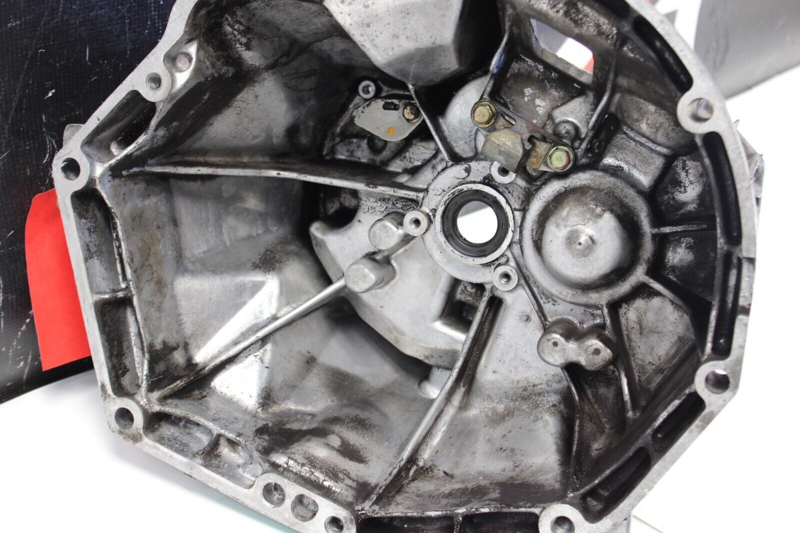 2000-03 Honda S2000 AP1 transmission Bell Housing assembly OEM Trans Case Casing