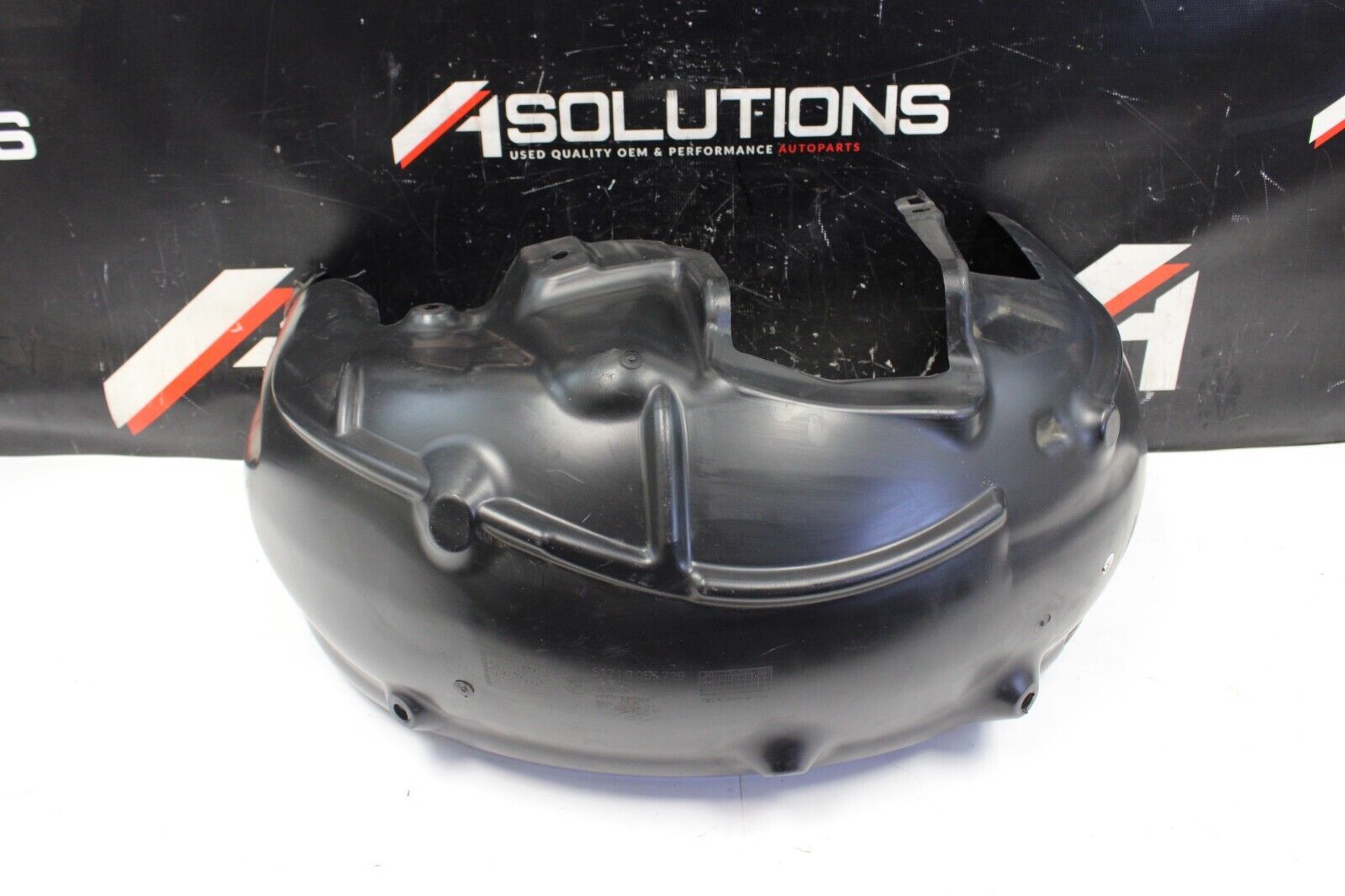 2016-2018 BMW M3 F80 Sedan Rear Left Driver Fender Liner Wheel OEM