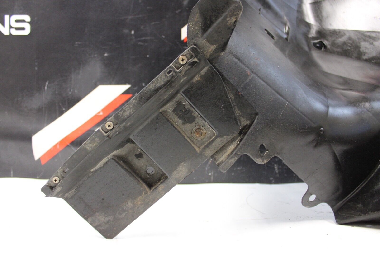 09-21 Nissan GTR GT-R R35 Passenger Right Front Fender Rear Liner (back part)