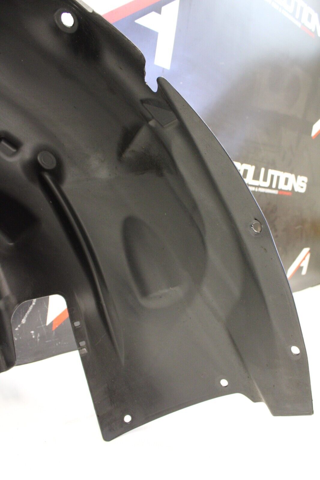 2016-2018 BMW M3 F80 Sedan Rear Left Driver Fender Liner Wheel OEM