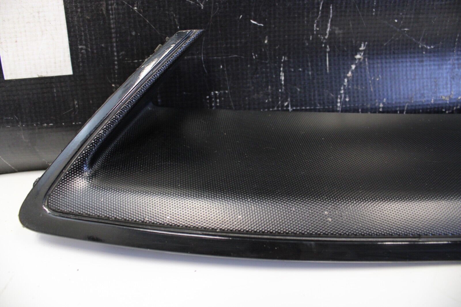 2013 NISSAN GT-R R35 GTR VR38 3.8L OEM FRONT BUMPER Molding Grill Upper