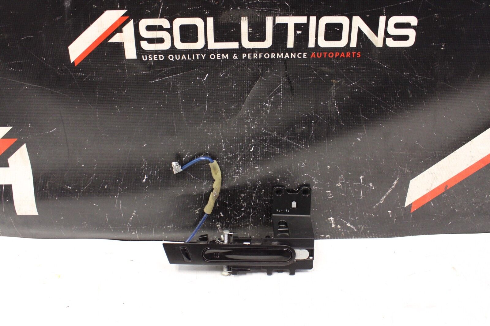 2013 Nissan GTR R35 RH Right Passenger Side Exterior Door Handle W Trim GT-R OEM