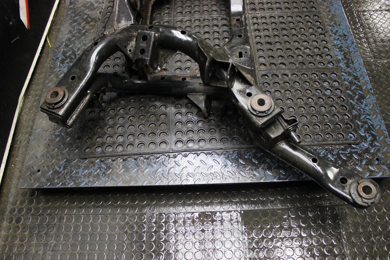 2009-2021 NISSAN GT-R GTR R35 VR38 AWD OE REAR TRANSMISSION SUBFRAME CROSSMEMBER