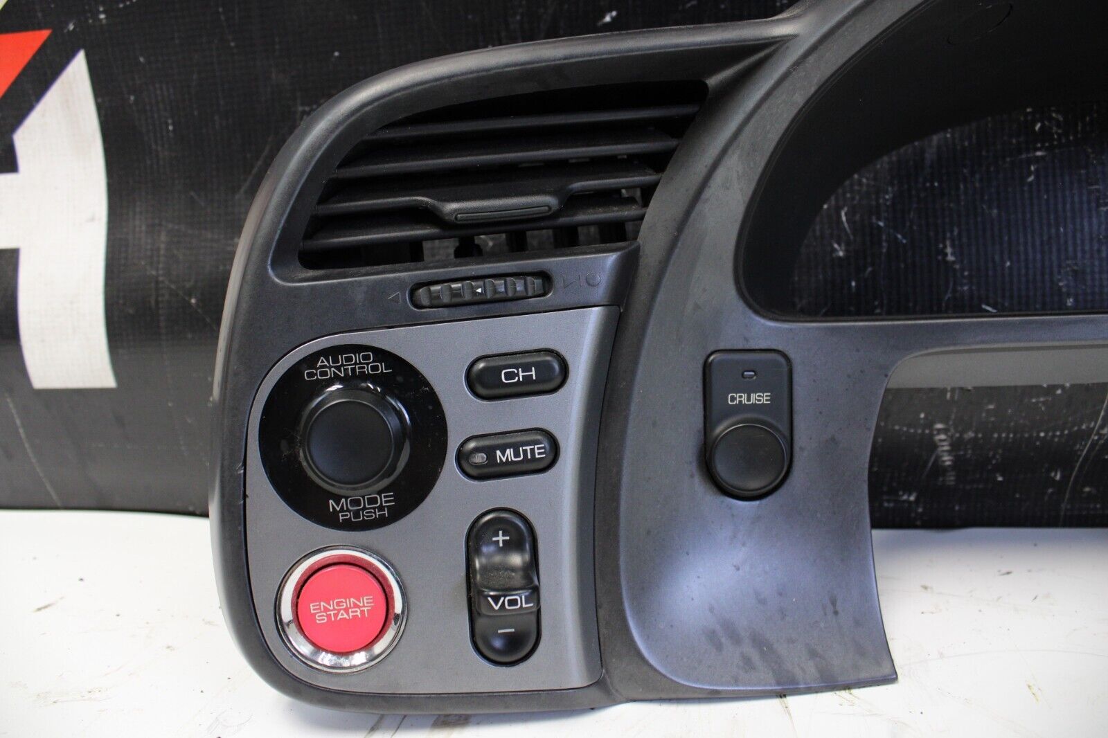 2003 03 HONDA S2000 AP1 F20C 2.0L OEM INSTRUMENT CLUSTER BEZEL