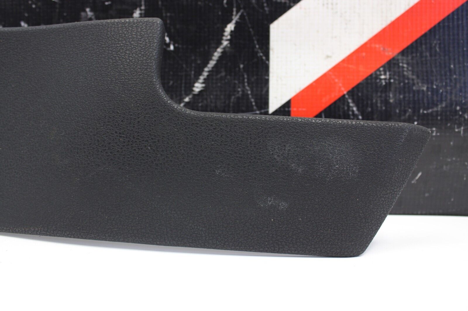 2014 Nissan GT-R RH Passenger Side Console Trim Panel 68134-Jf10