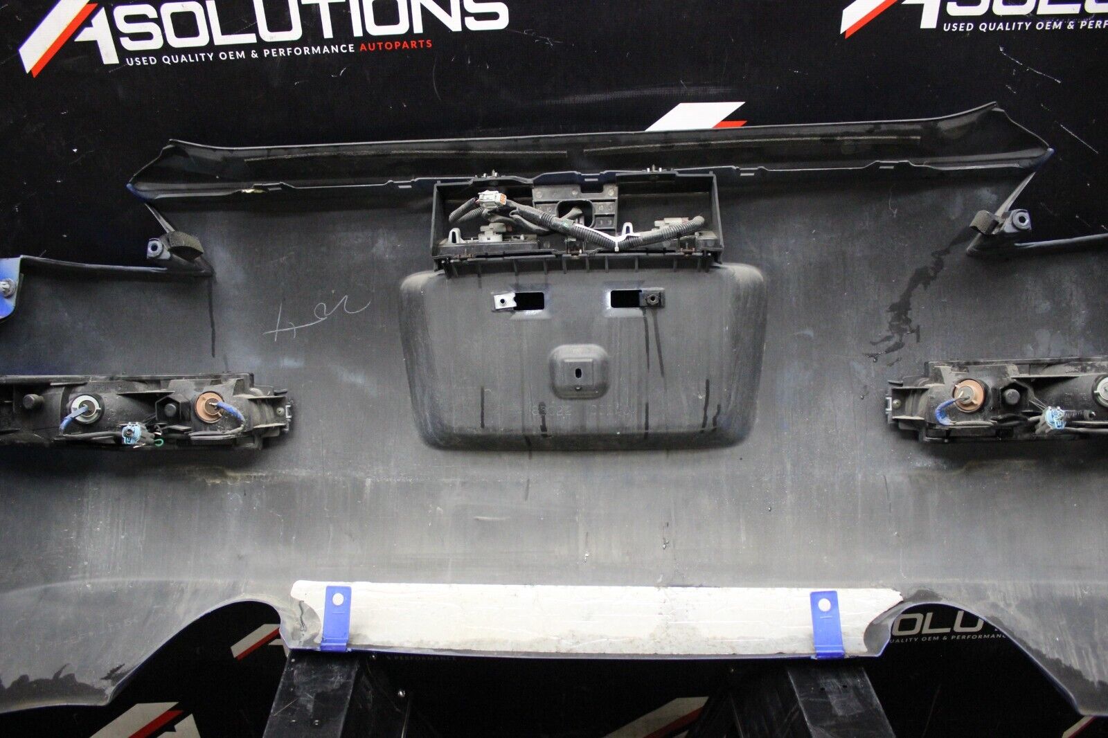 2003-2009 NISSAN 350Z REAR BUMPER COVER OEM