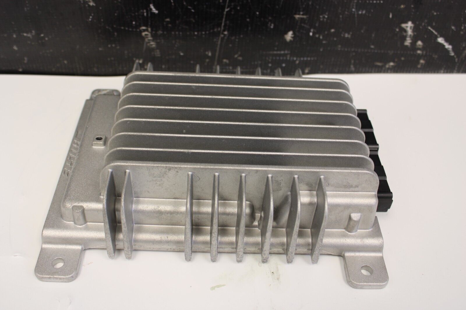 2014 Nissan GTR R35 Bose Audio Amp Amplifier 28061 KJ10A GT-R OEM