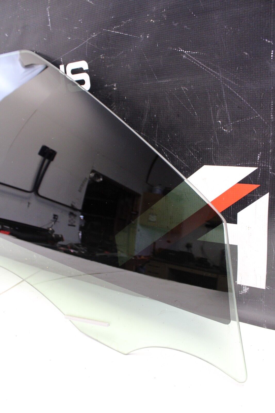 2009-2021 Nissan GTR GT-R R35 Front RH Right Door Glass Window
