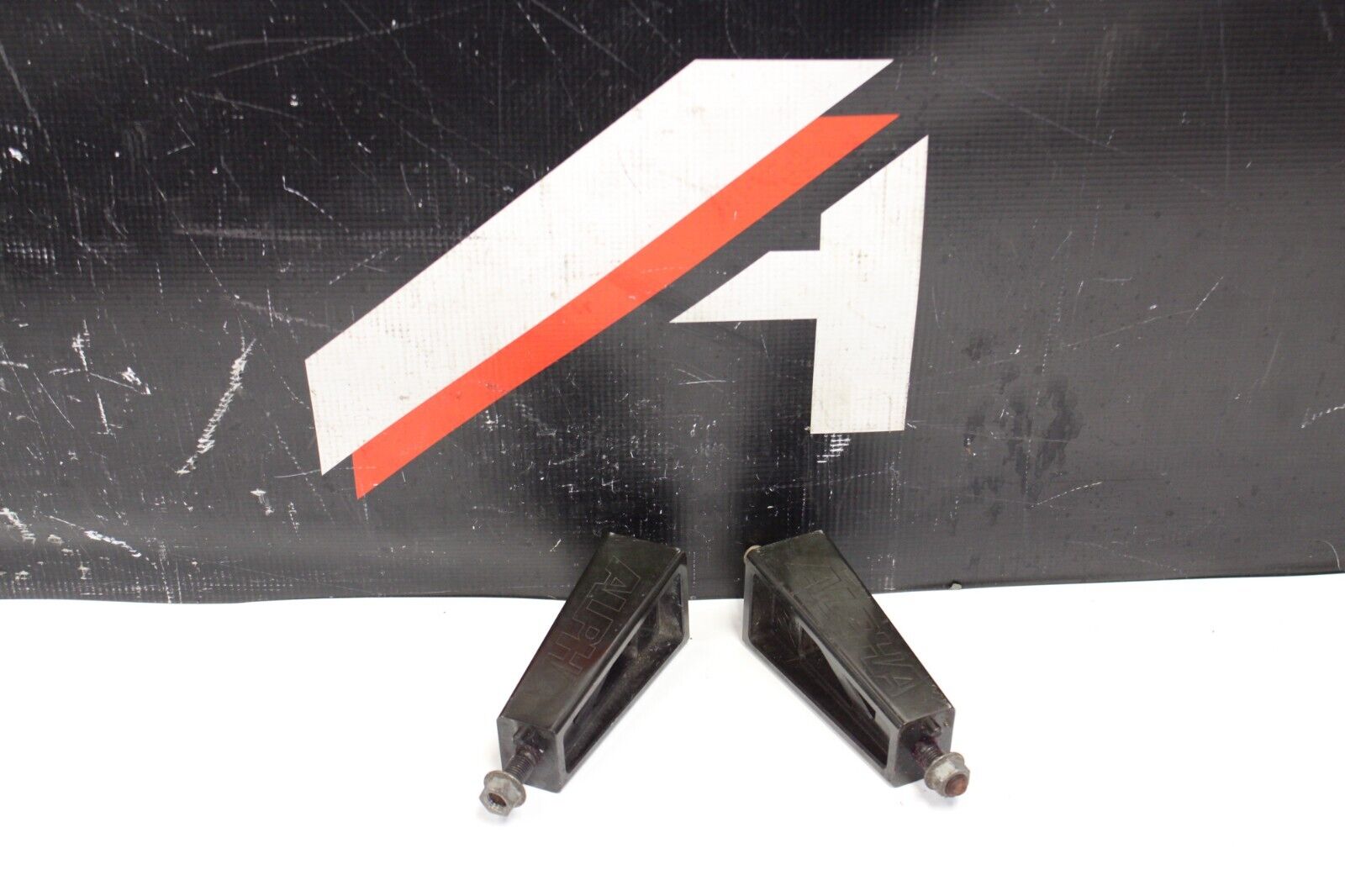 NISSAN R35 GTR AMS ENGINE MOTOR MOUNTS SET LH/RH REAR