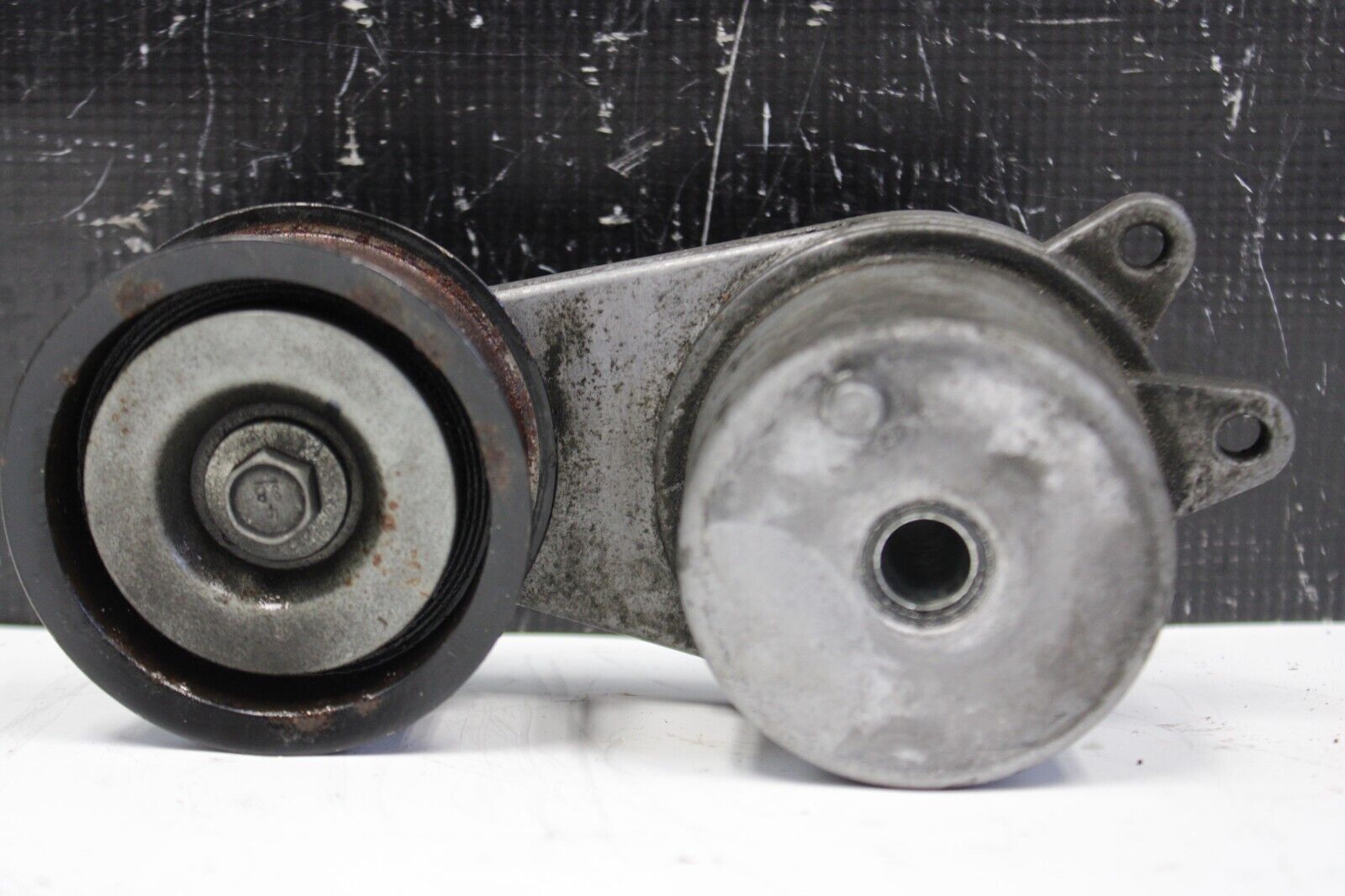 2010 Nissan GT-R R35 VR38DETT Idler Tensioner Pulley GTR OEM