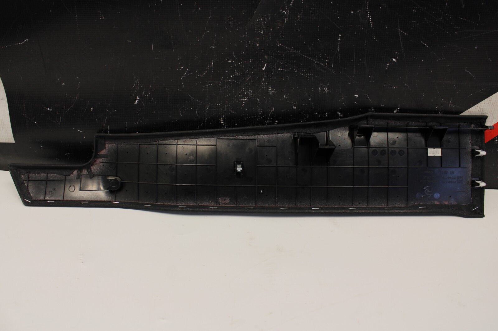 2014 Nissan GT-R RH Passenger Side Console Trim Panel 68134-Jf10